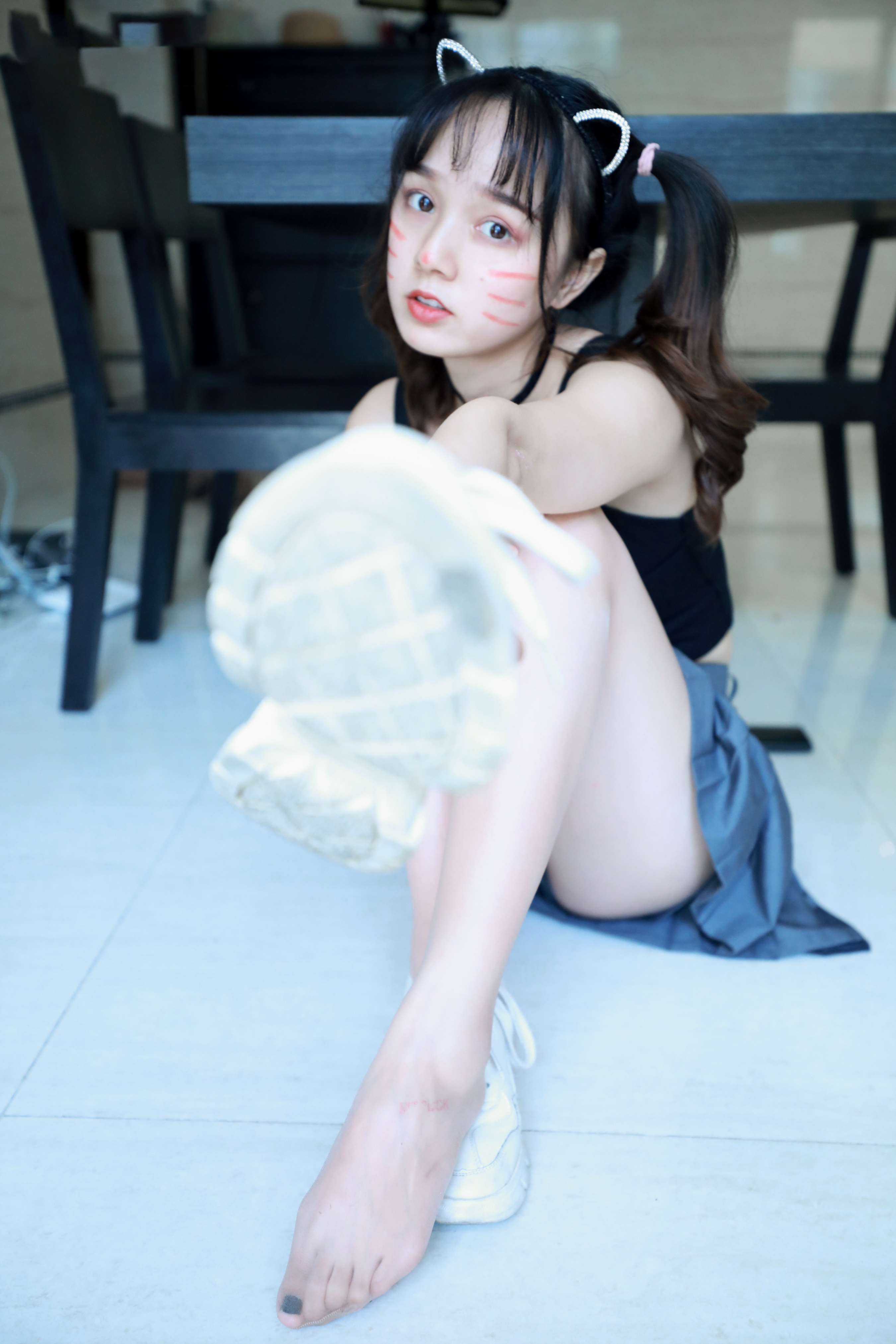 《玥玥 家居小淑女》作品图