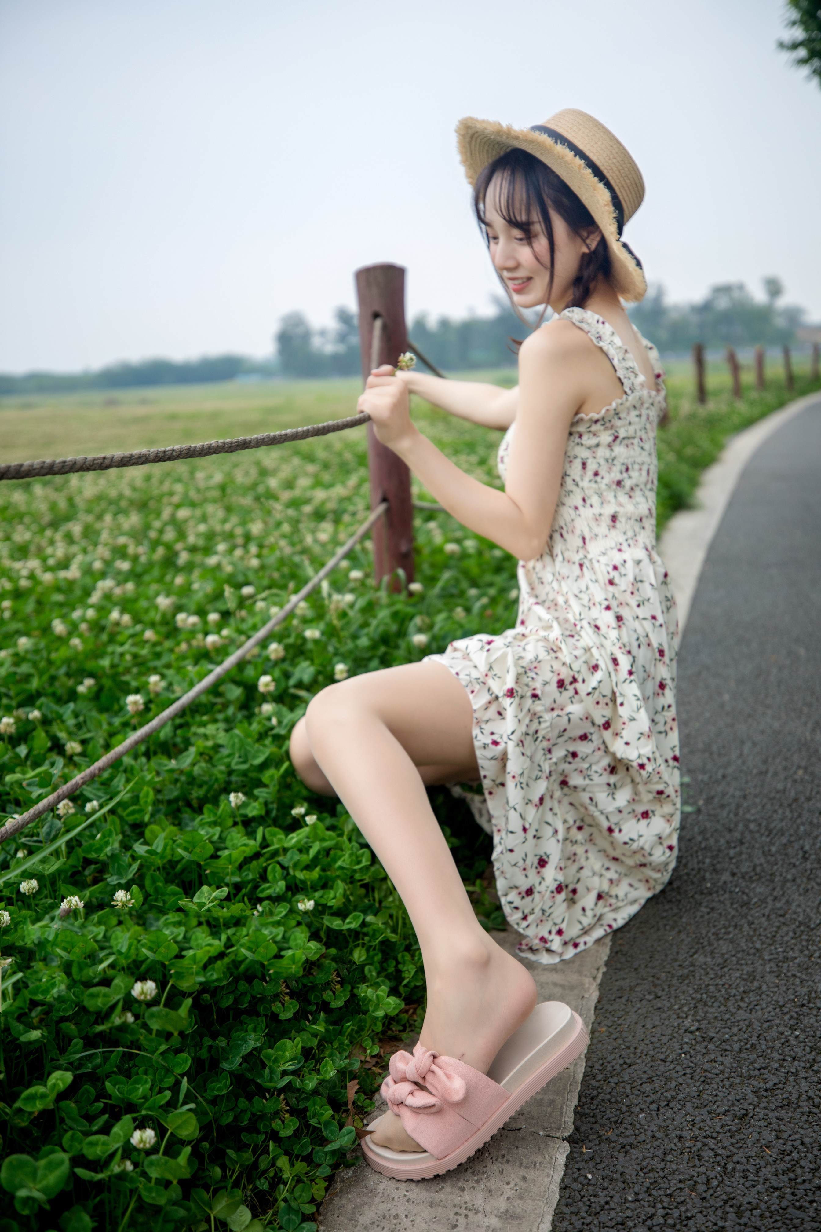 《田园小萌妹【花絮1个网盘下载】》作品图