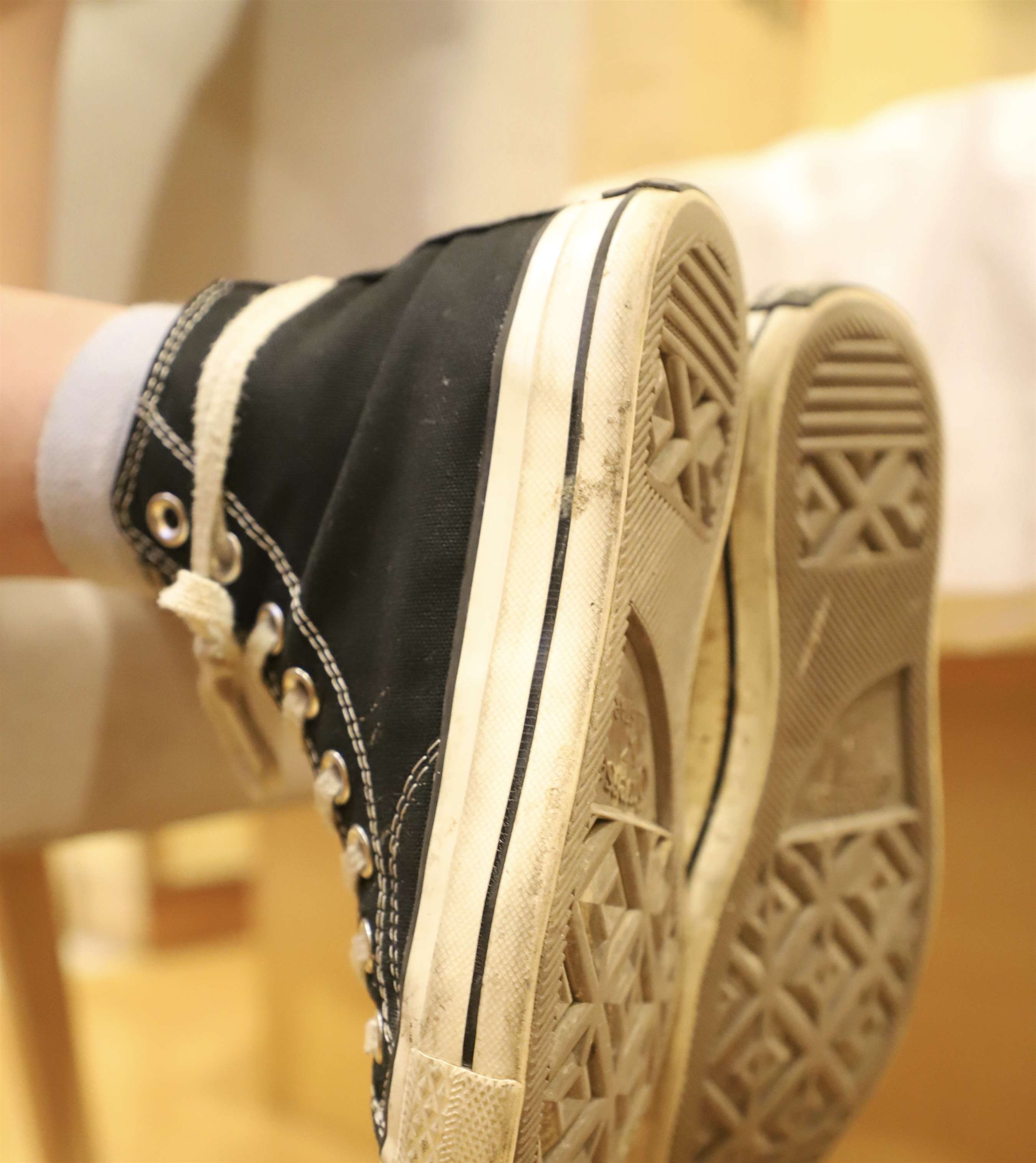 《学姐的嫩白脚丫》作品图