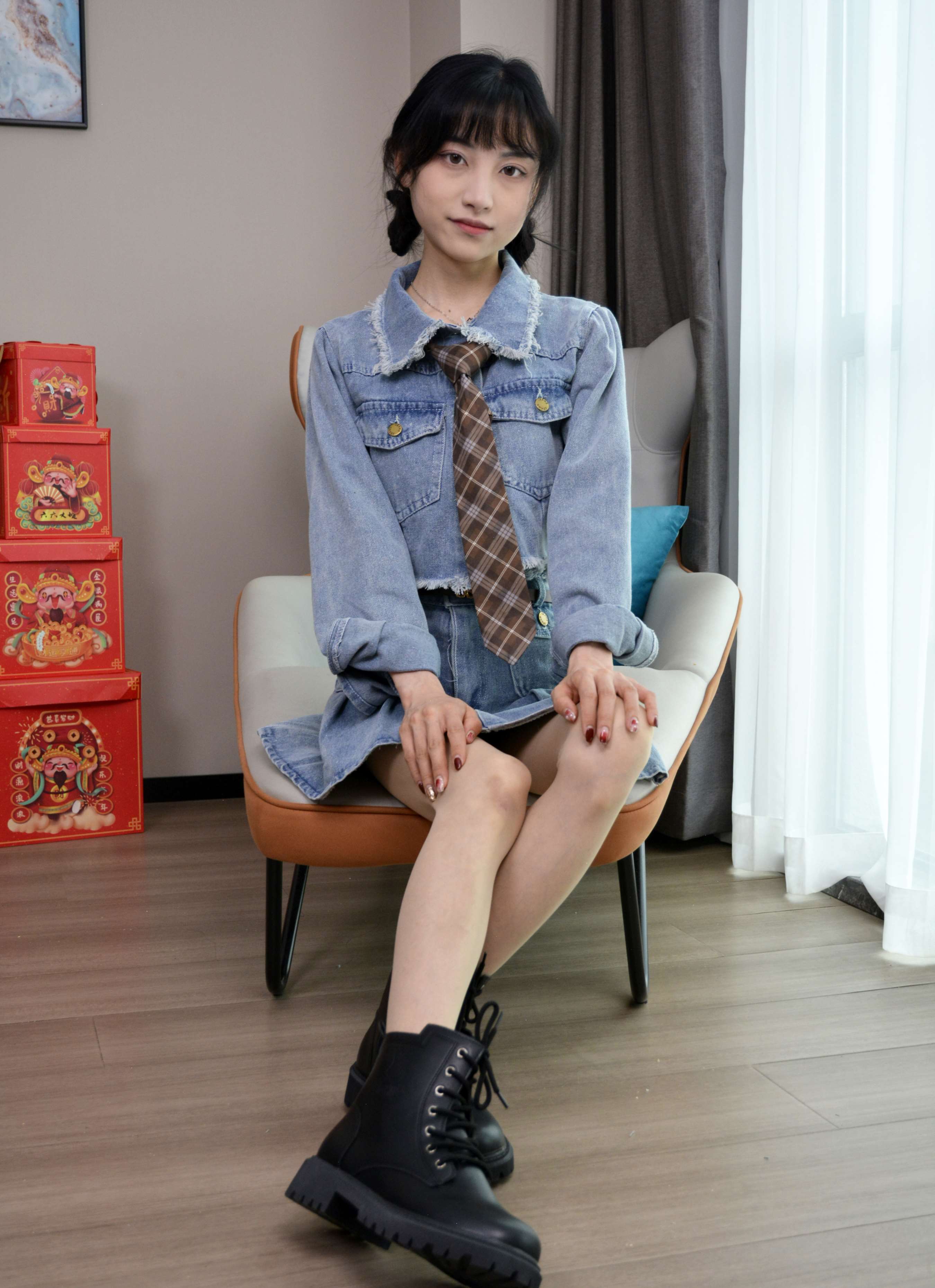 《柒柒 浪漫牛仔》作品图