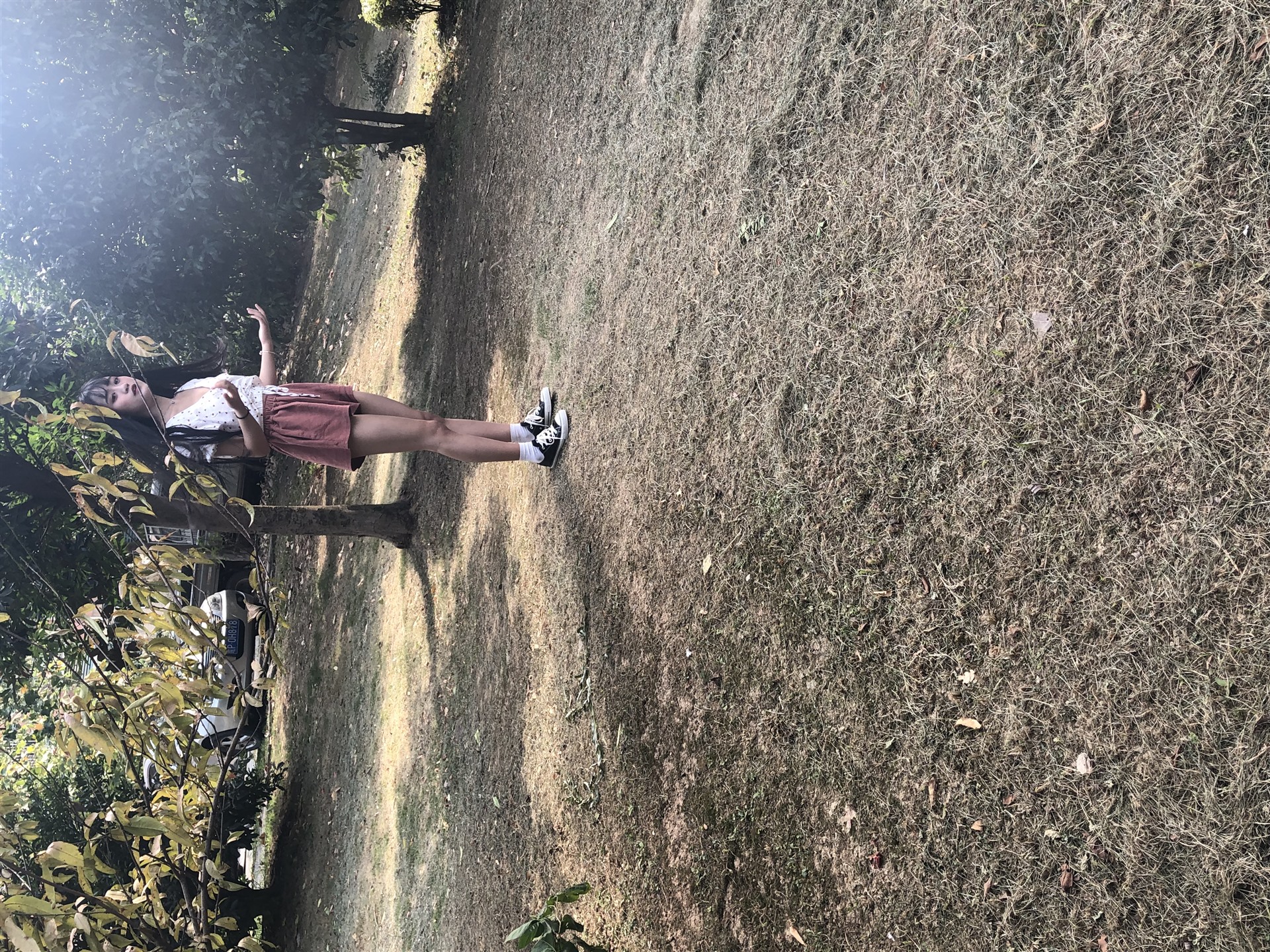 《学妹换帆布鞋过程+2个视频》作品图