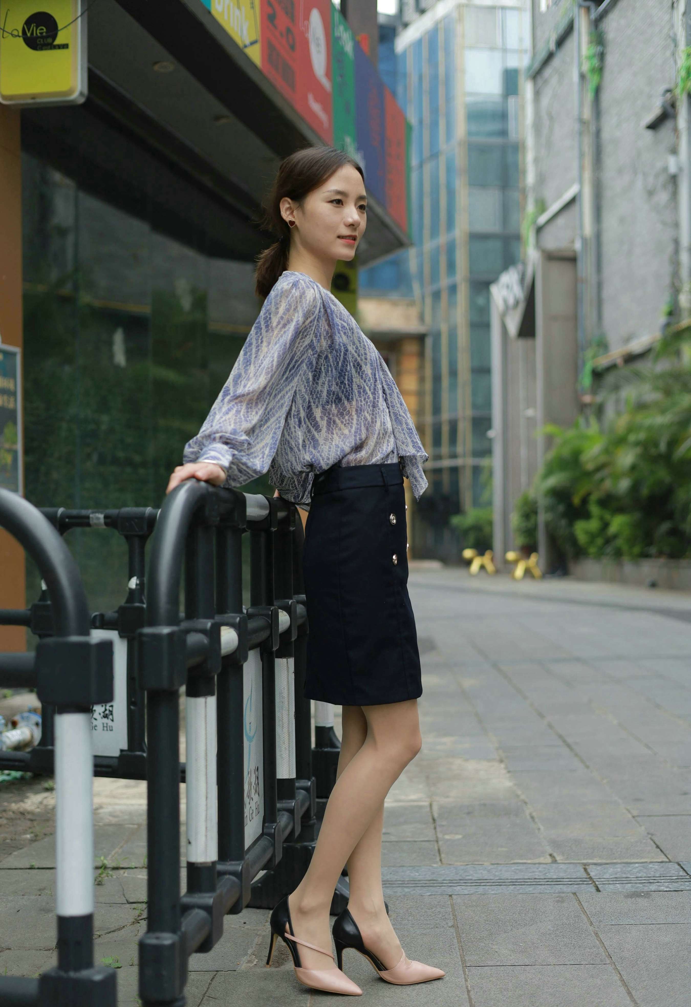 《小六《带你去散步》》作品图