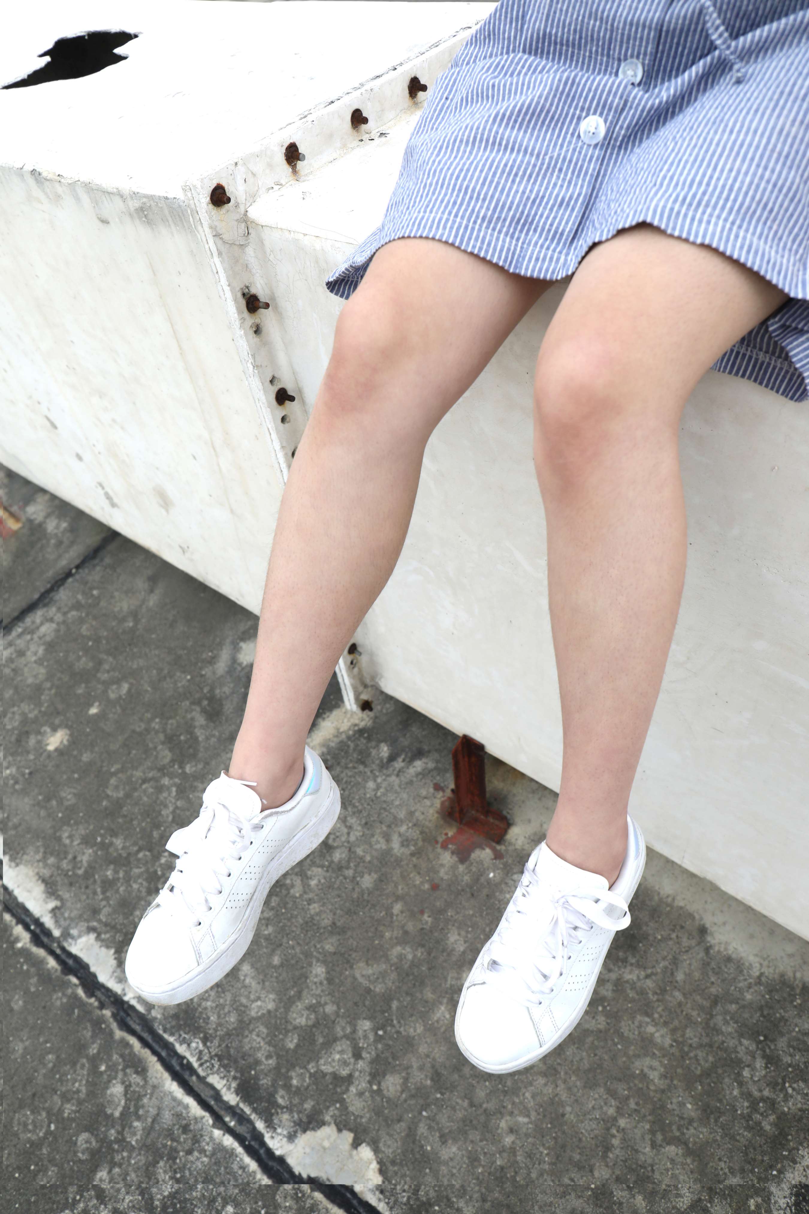 《梦琪天台展船袜脚丫》作品图