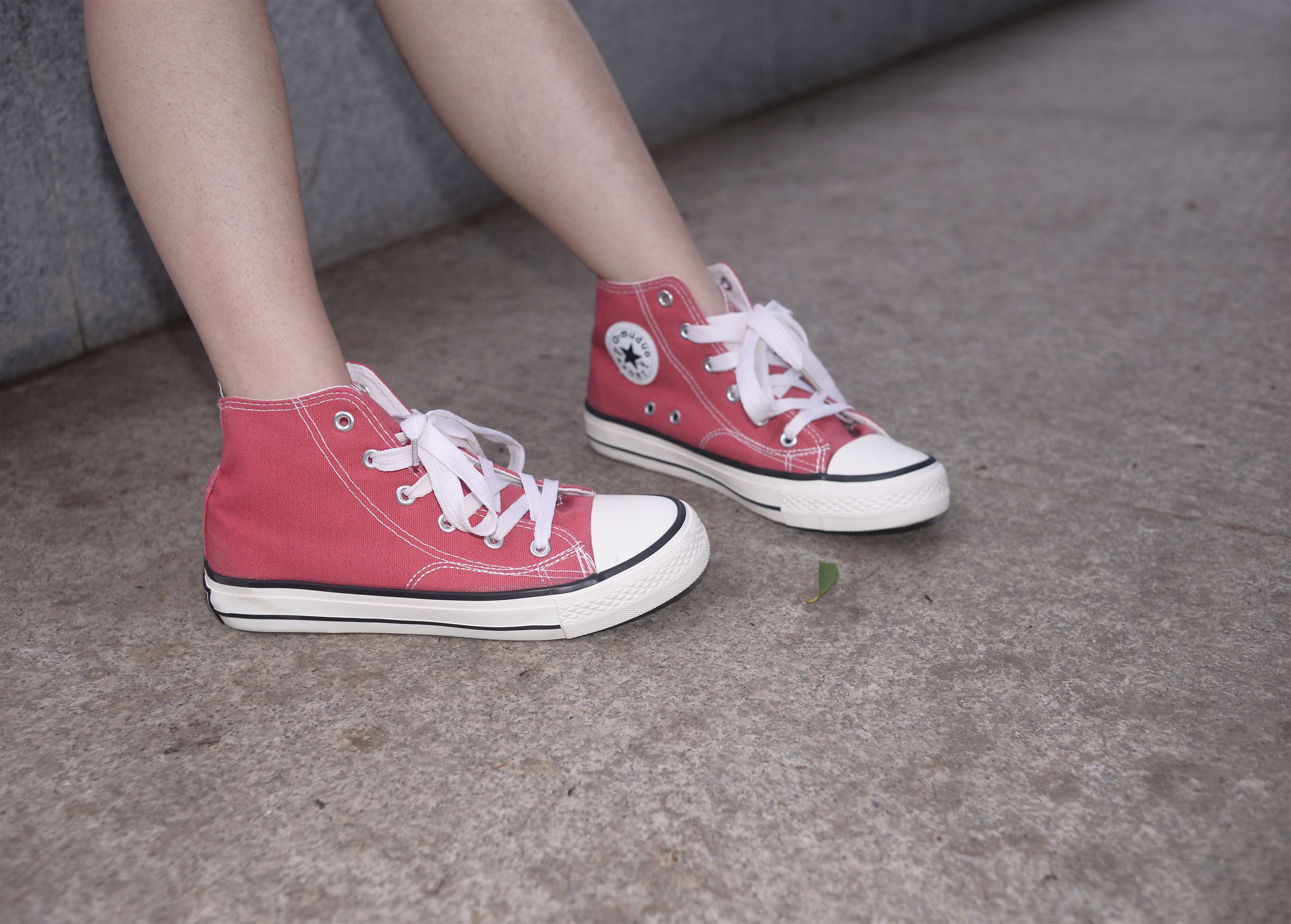 《优米小姐姐 应接不暇的惊喜里》作品图