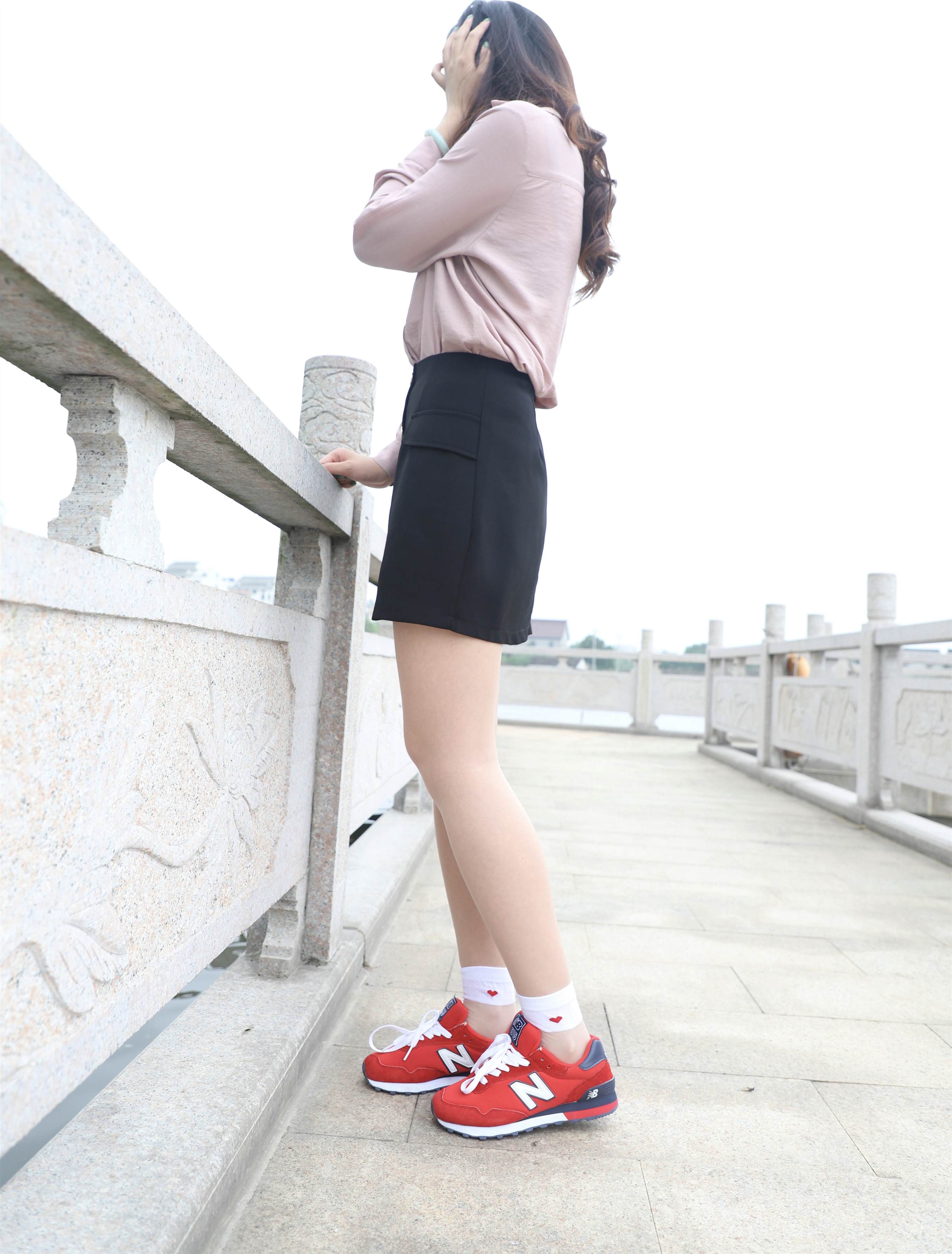 《害羞少女棉套丝【视频1个网盘下载】》作品图