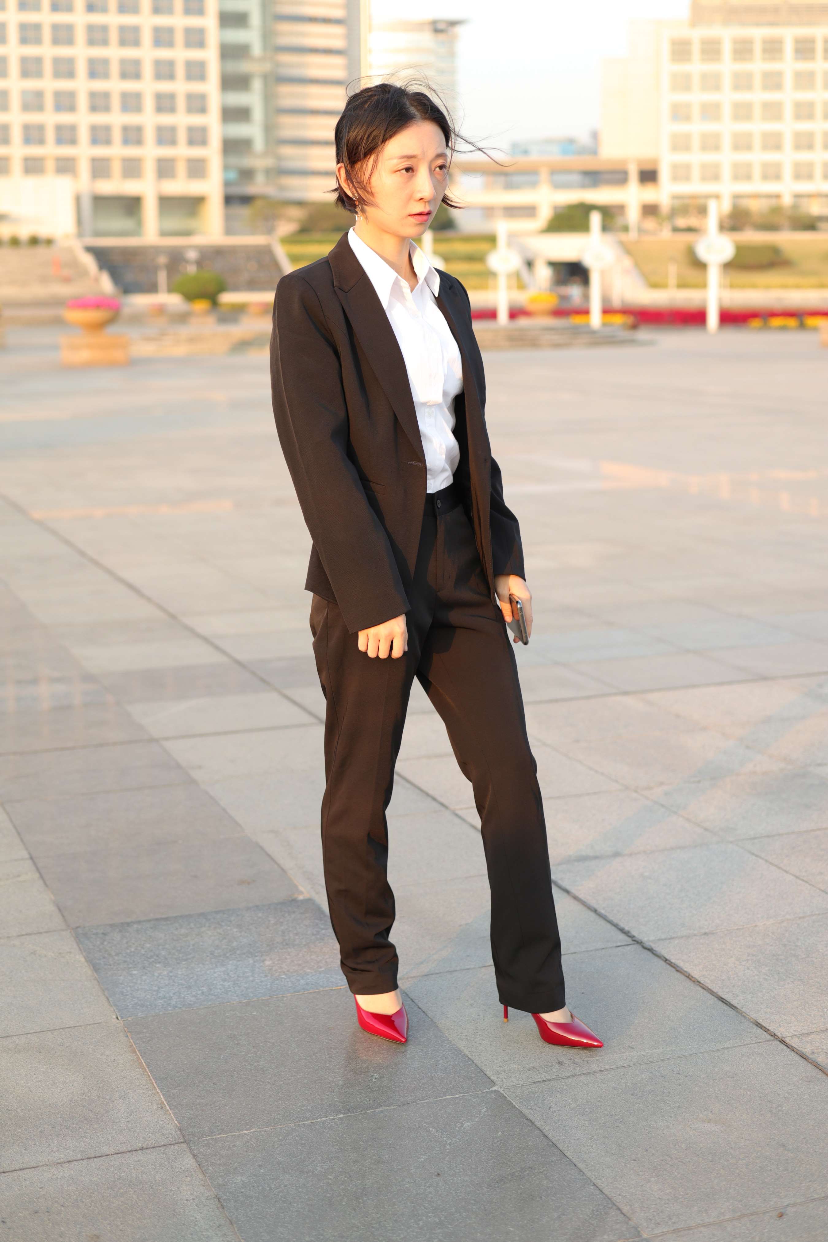 《素人制服肉丝》作品图