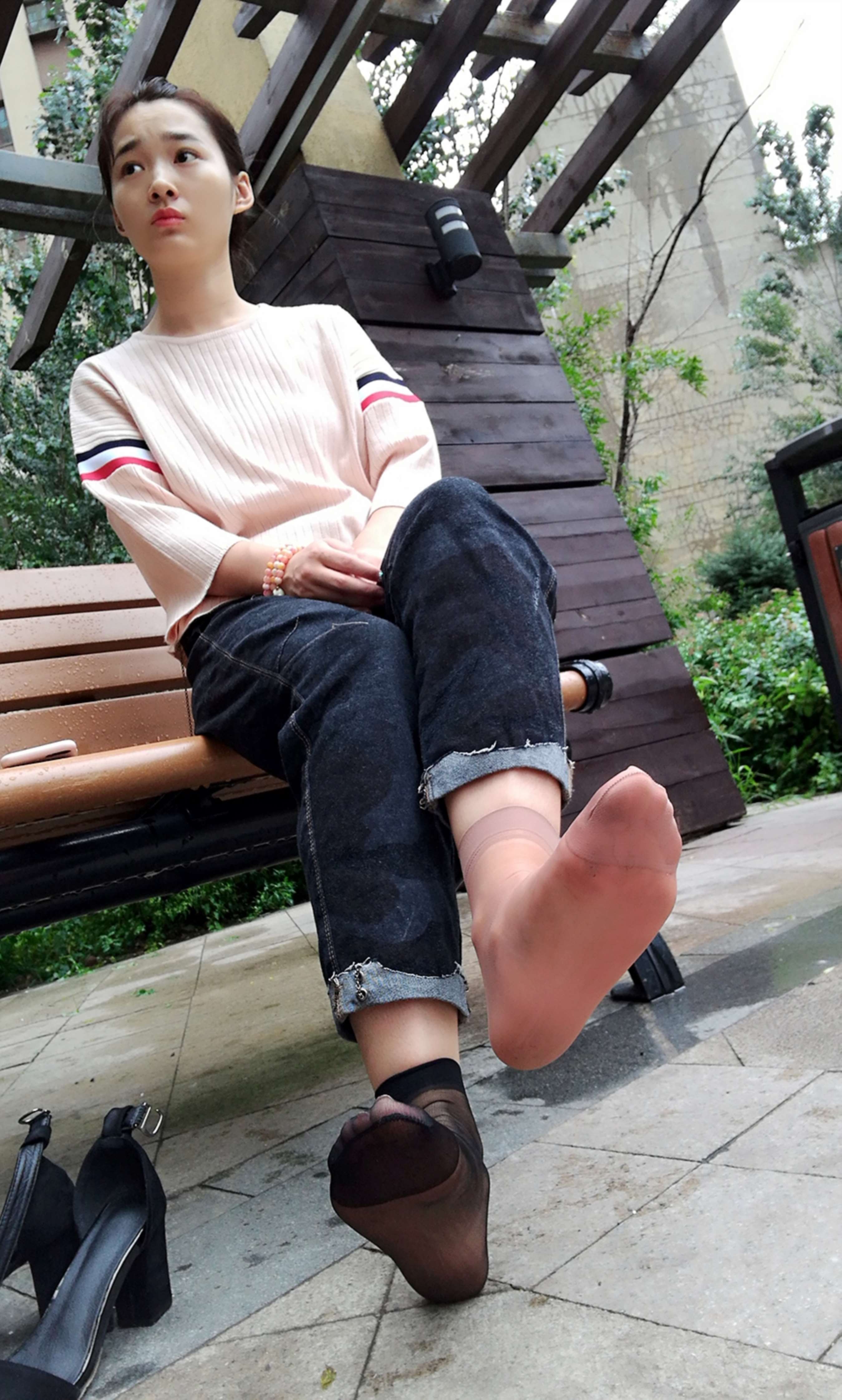 《赵贺短丝足》作品图