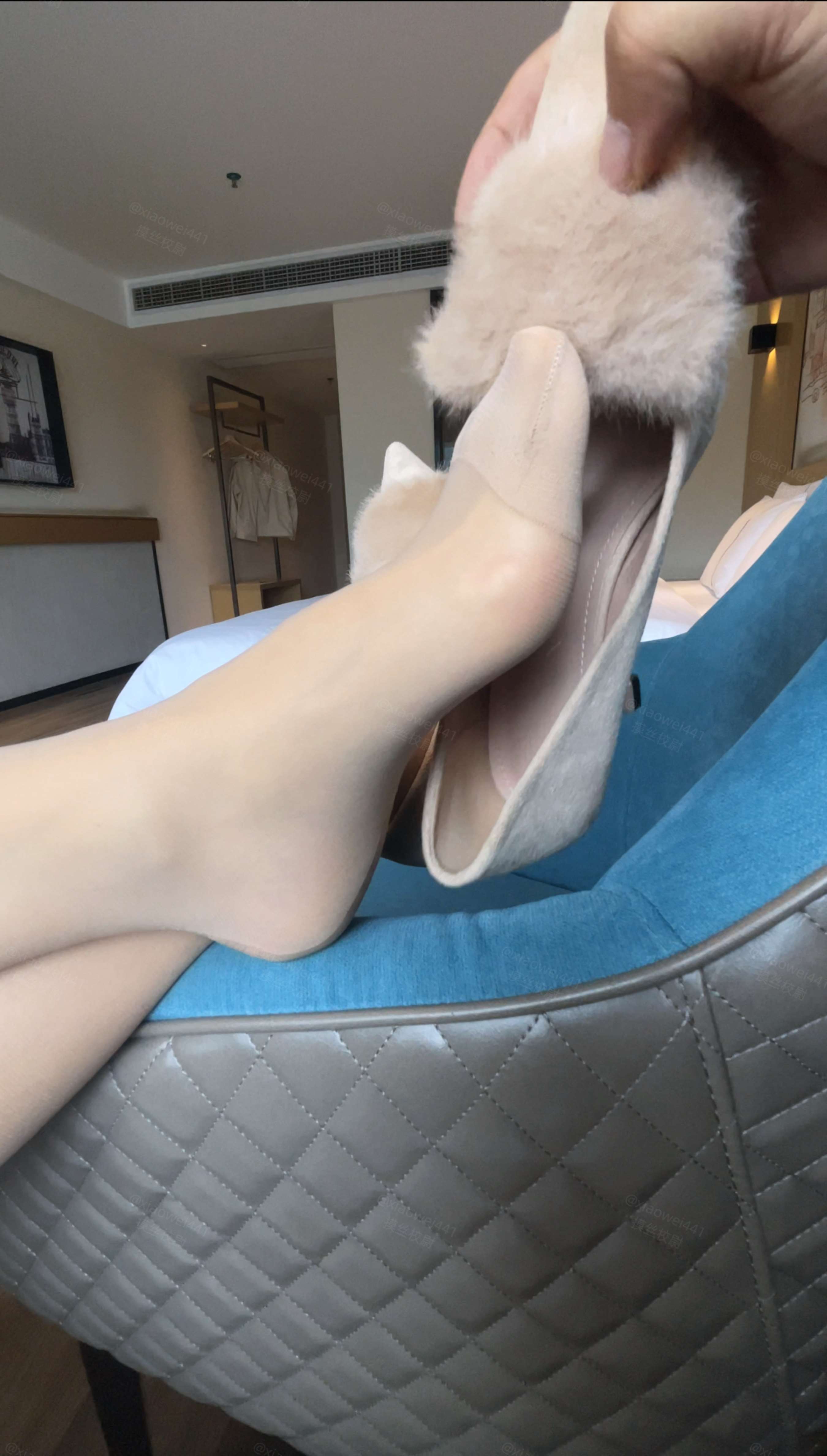 《约拍98年素人高冷妹子》作品图