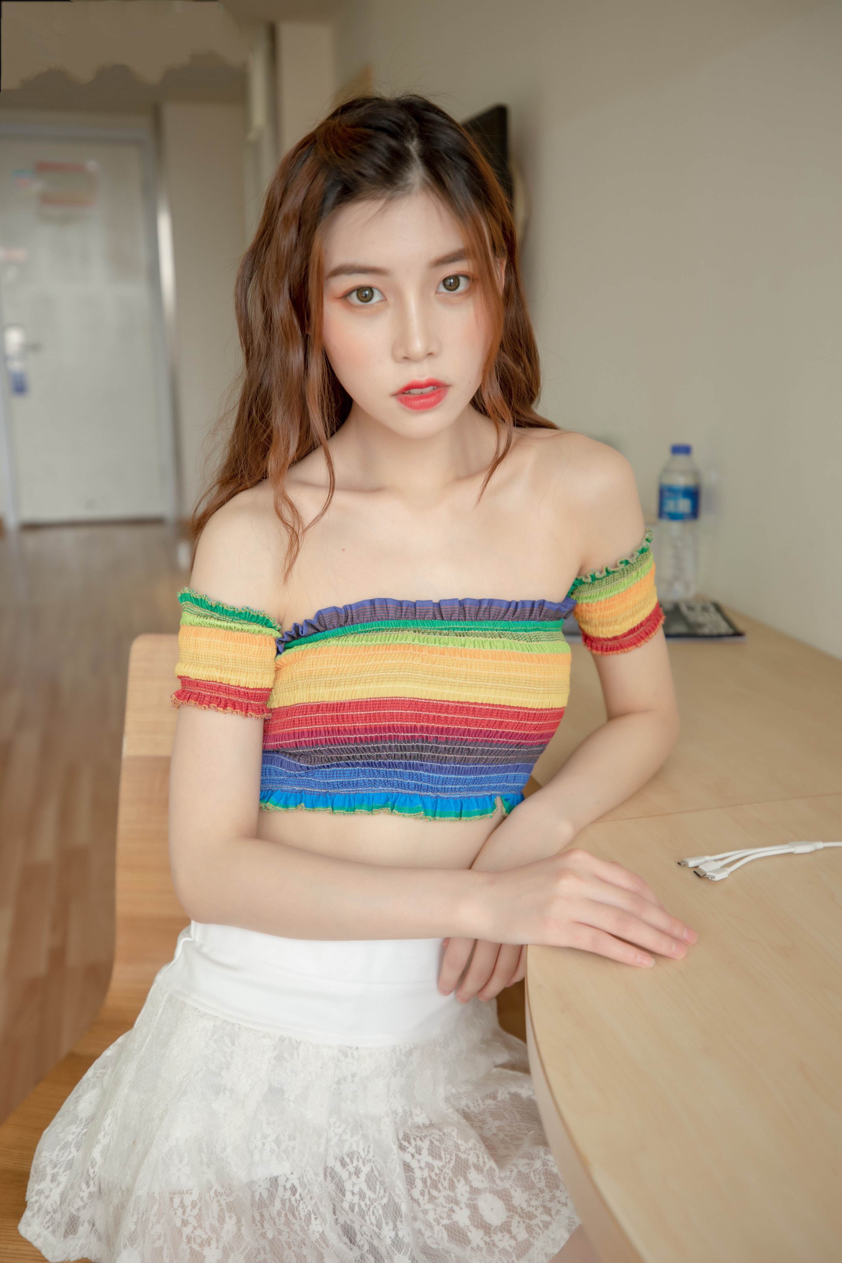 《蕾丝裙の肉丝脚丫+视频1个》作品图