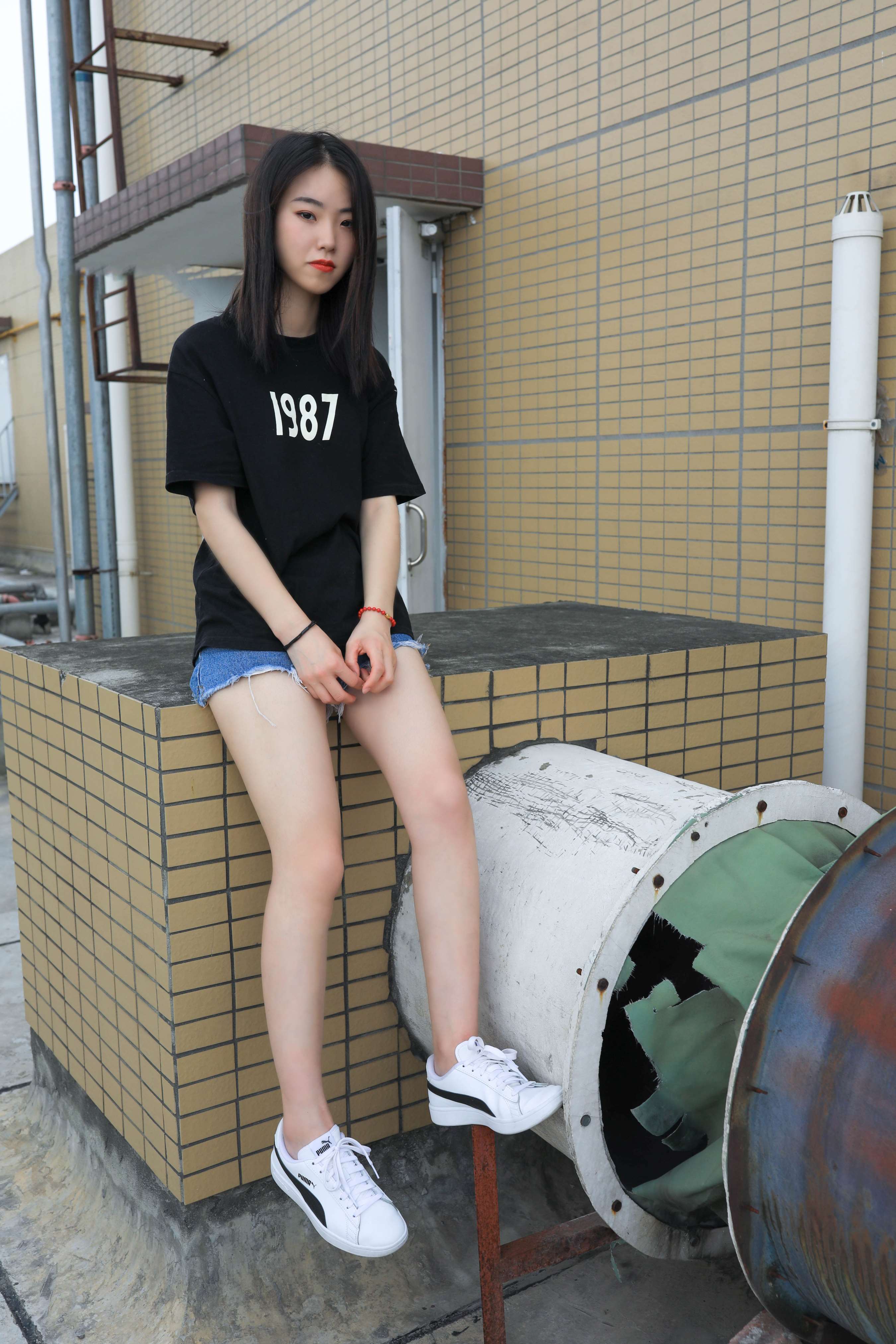 《Carrie天台上展板鞋の棉袜》作品图