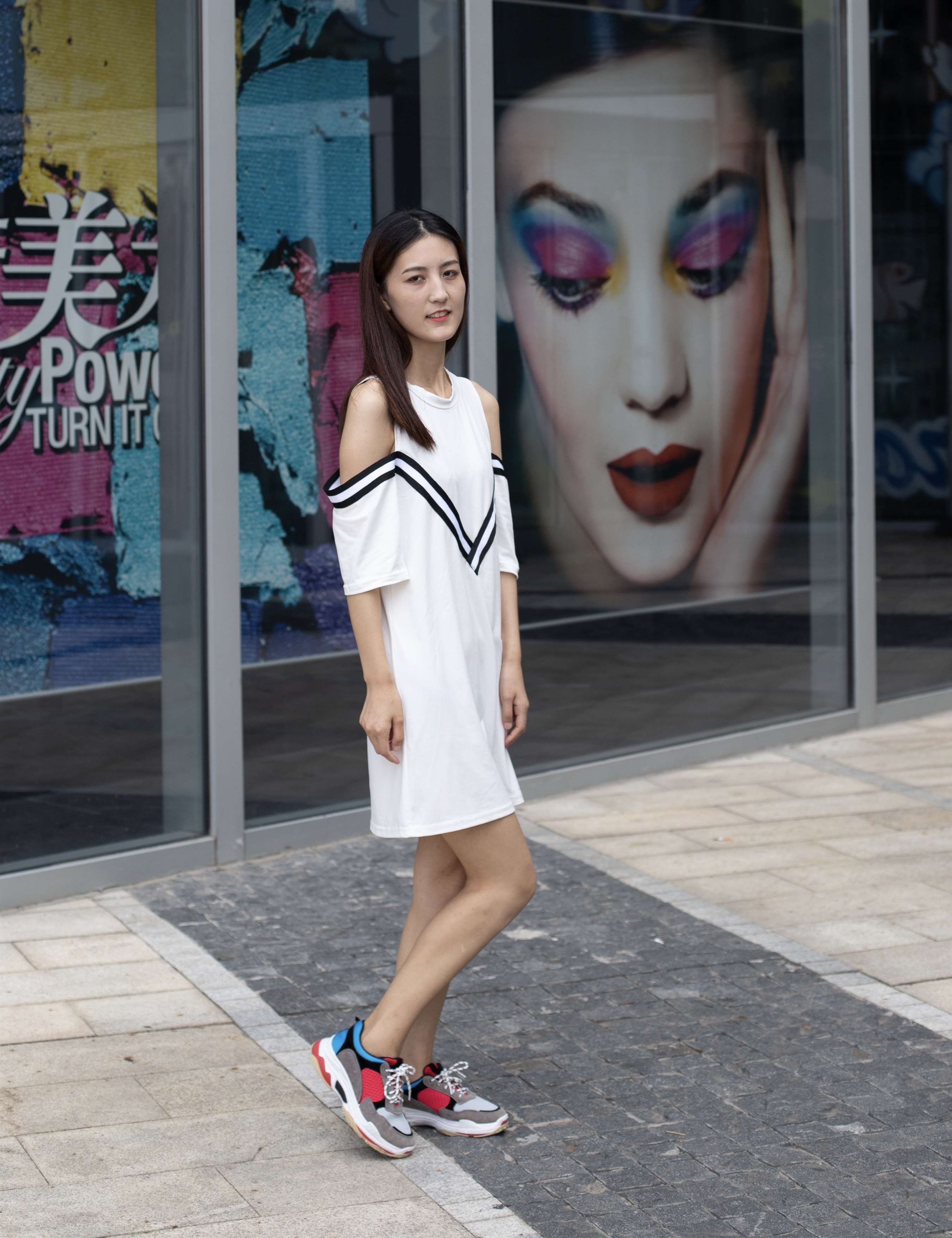 《运动鞋の粉色船袜脚【套图+视频1个】》作品图