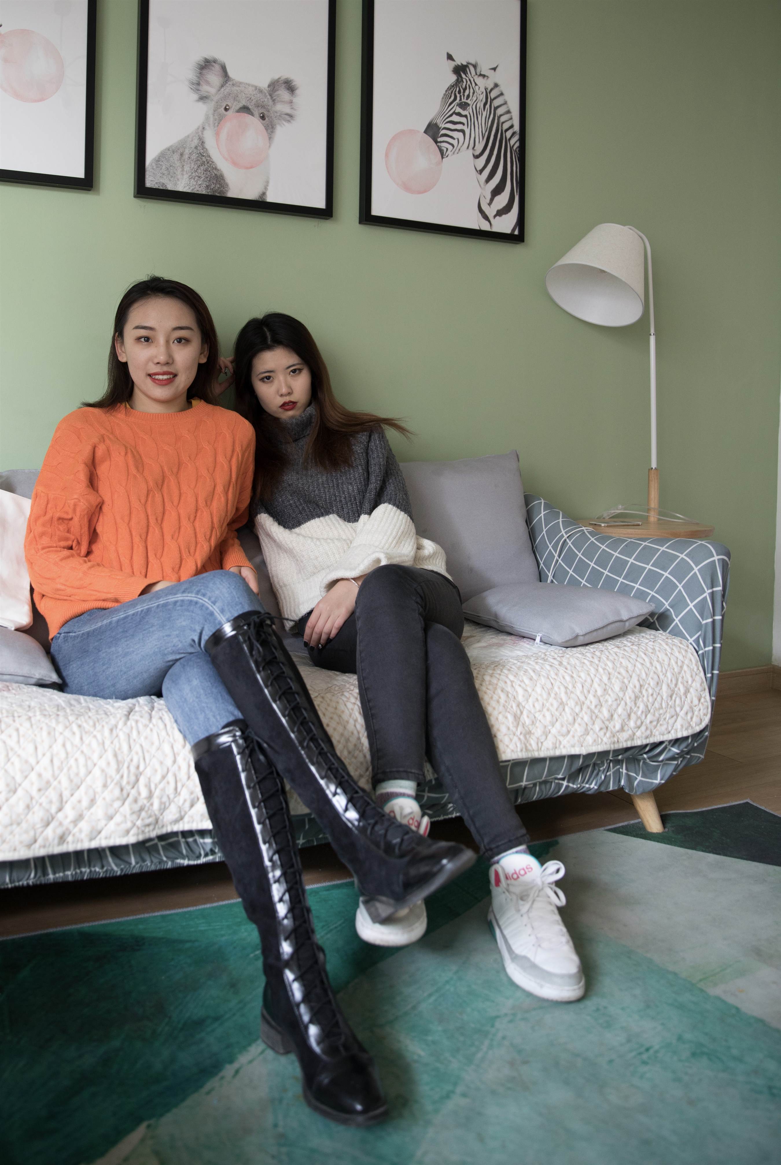 《牛仔少女互jio【花絮1个网盘下载】》作品图