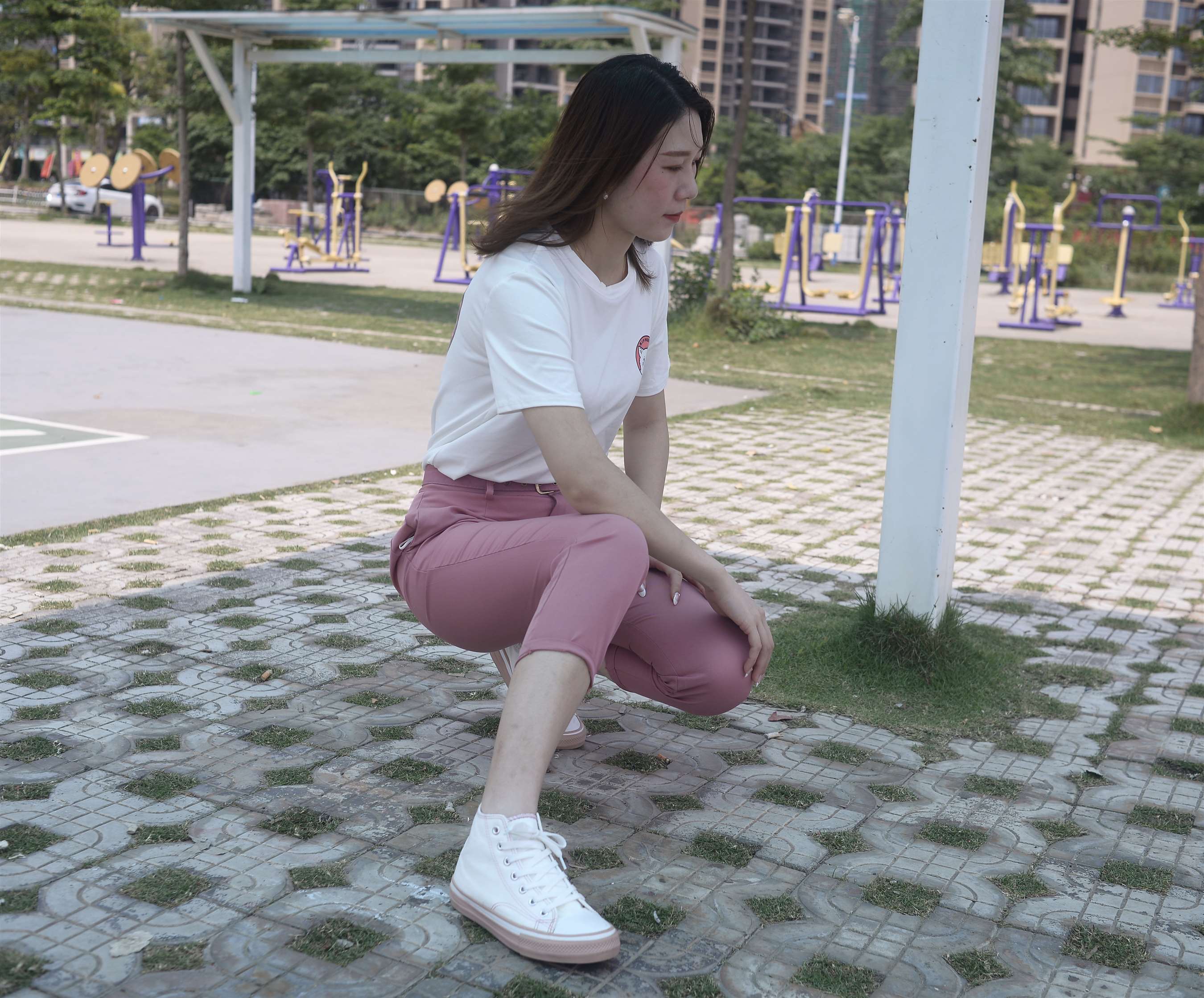 《同小区少女【套图+视频1个】》作品图