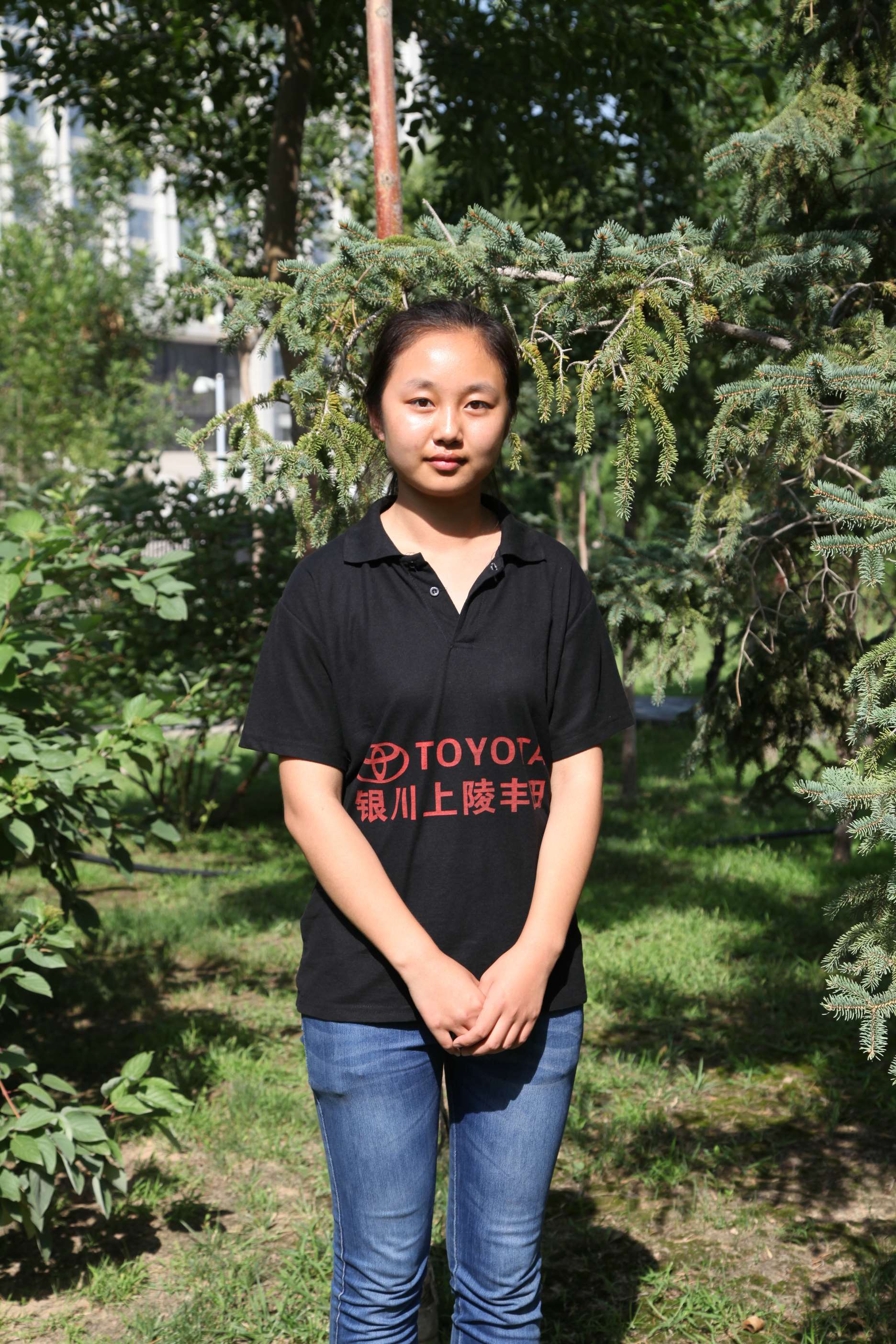 《害羞的学妹》作品图