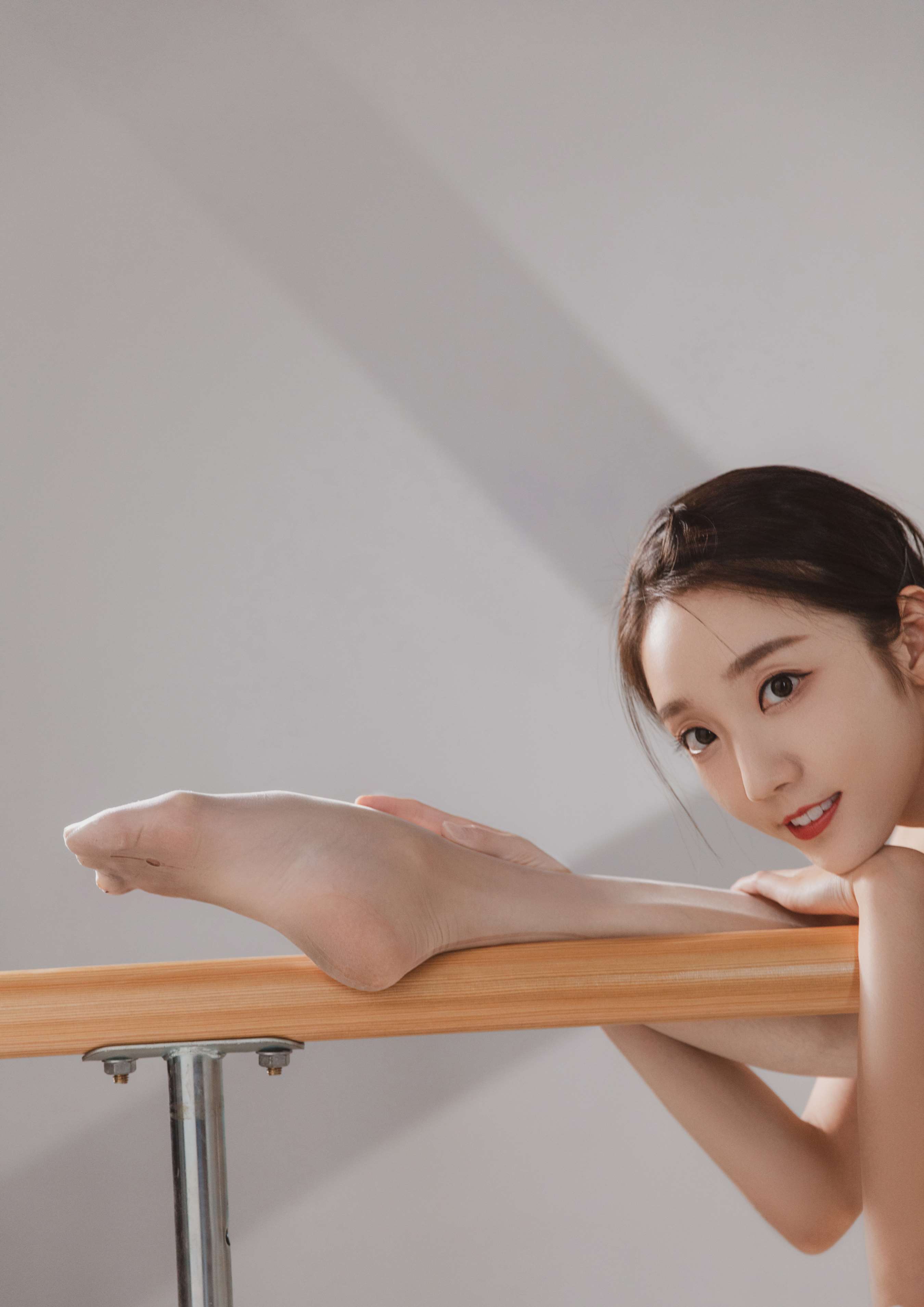 《清清舞蹈の丝足》作品图