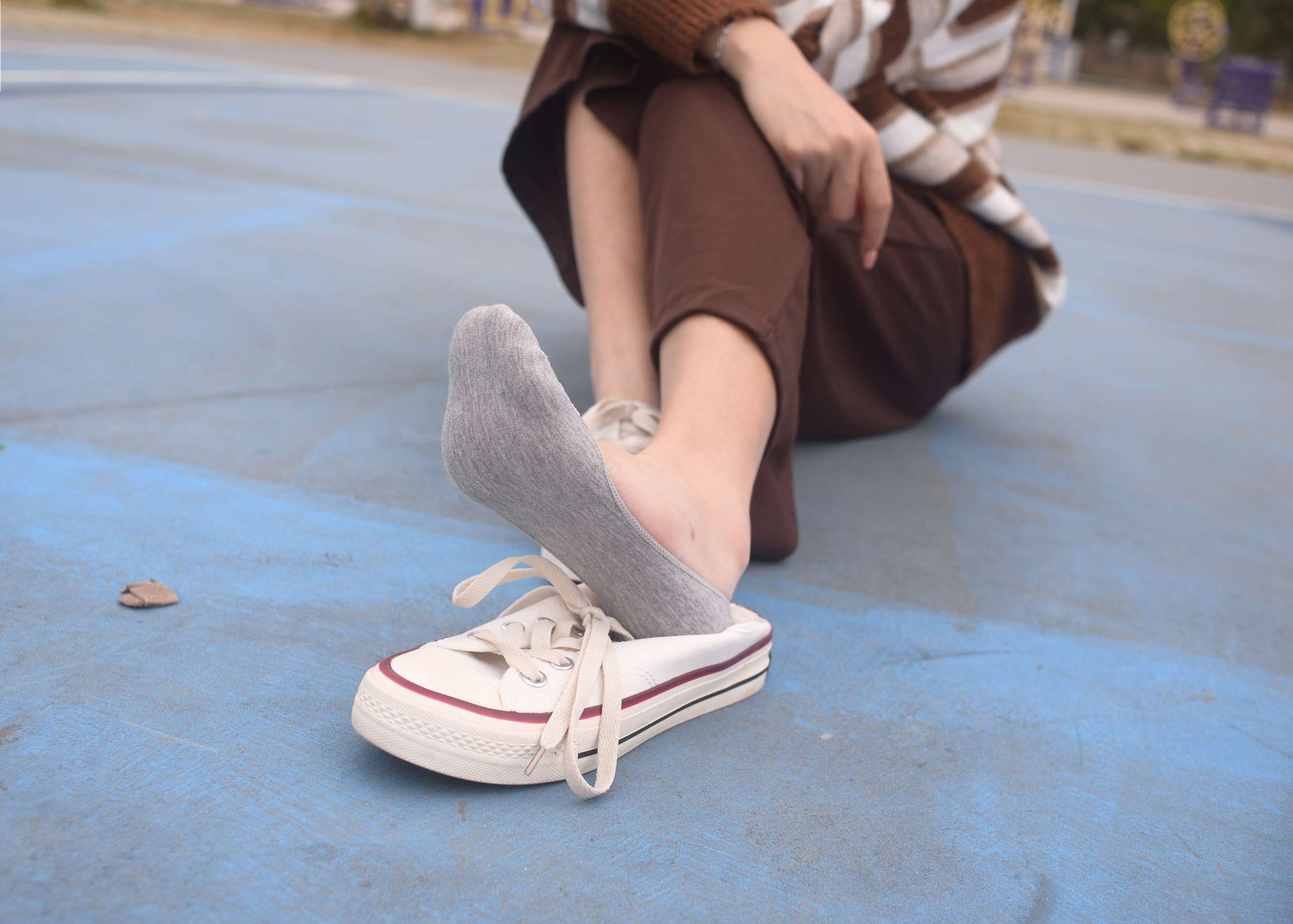 《彤彤 初见你时难掩的悸动》作品图