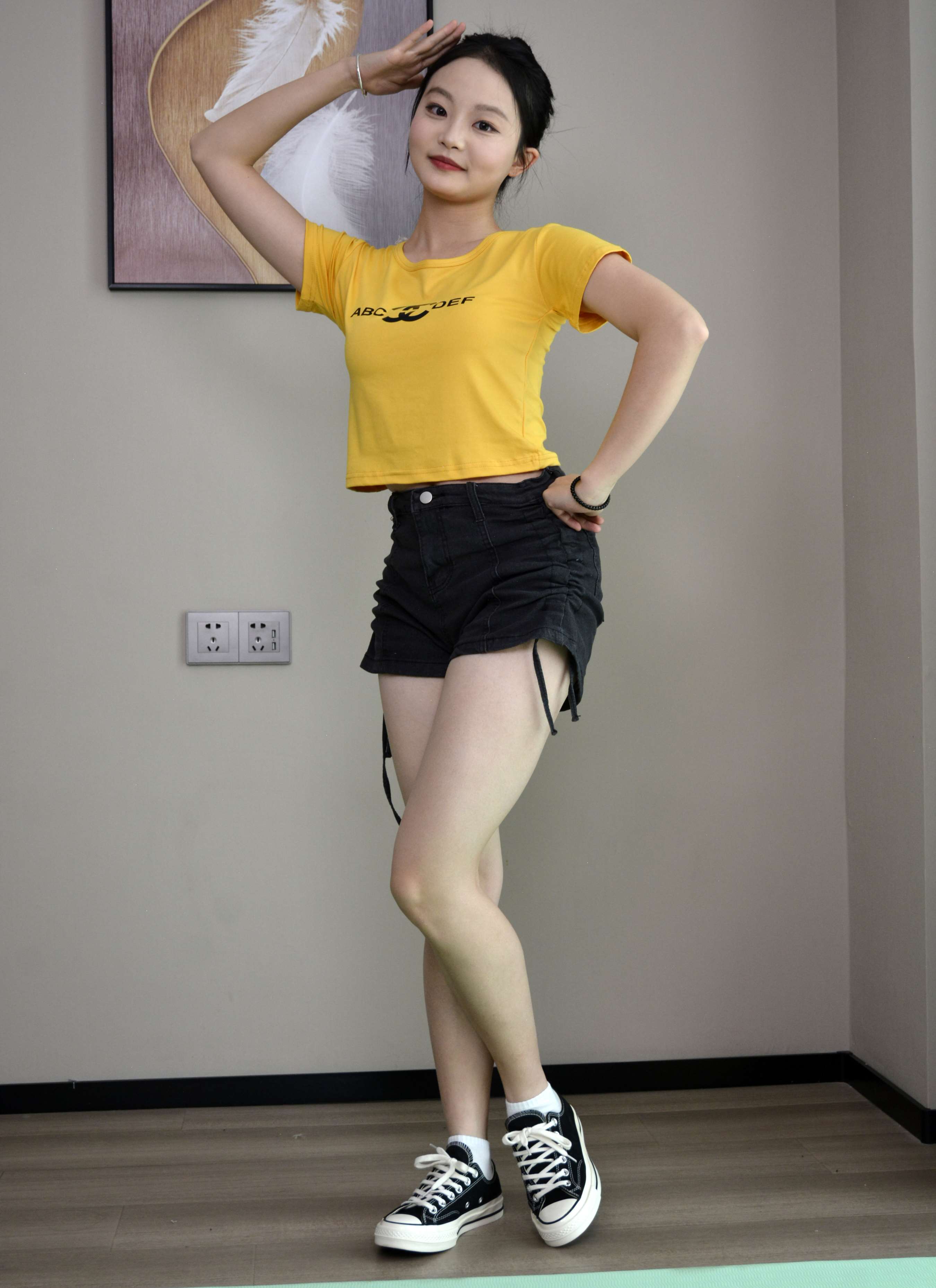 《双双の安妮 运动起来》作品图