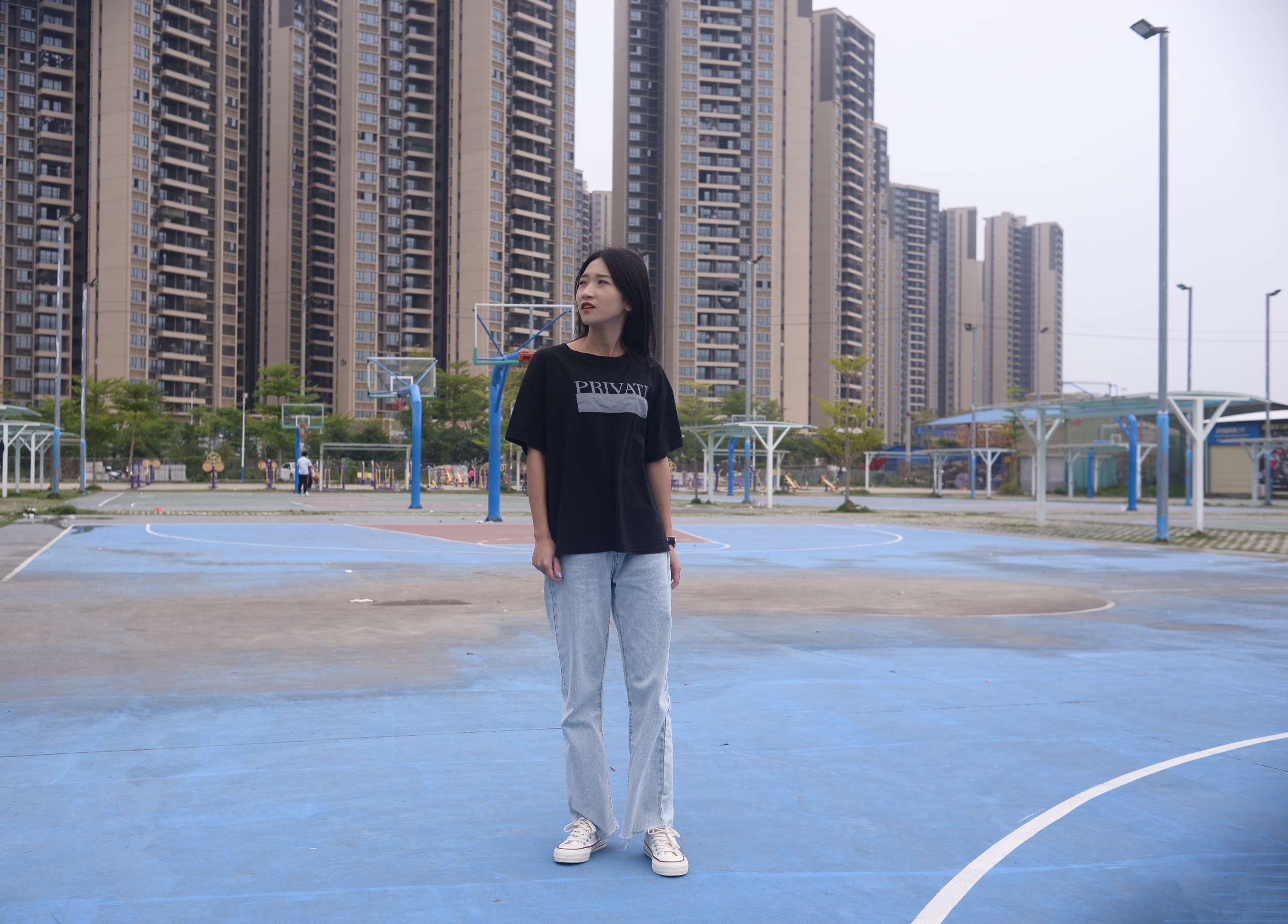 《绵绵小姐姐 愿年年这一生有始常无终》作品图