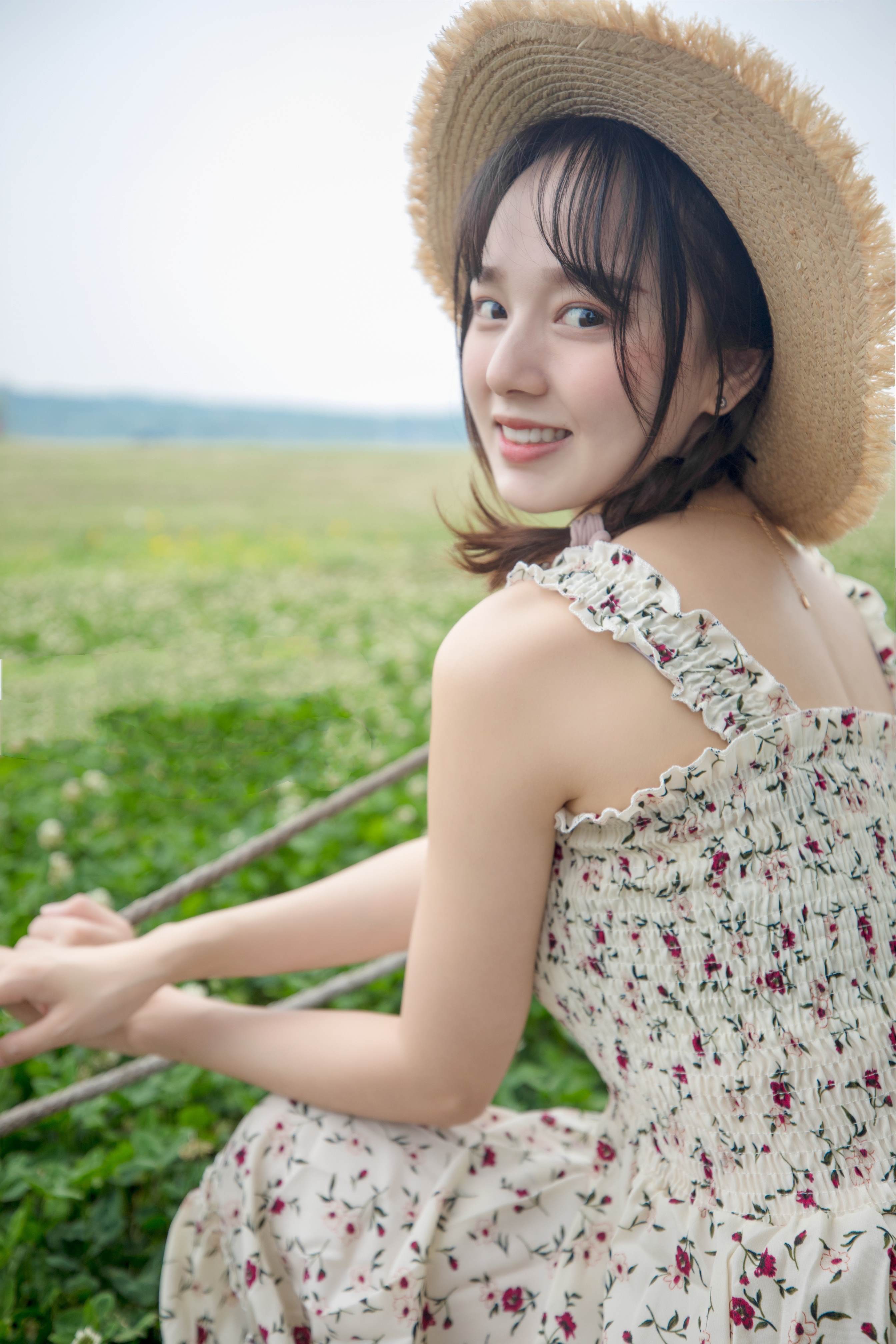 《田园小萌妹【花絮1个网盘下载】》作品图