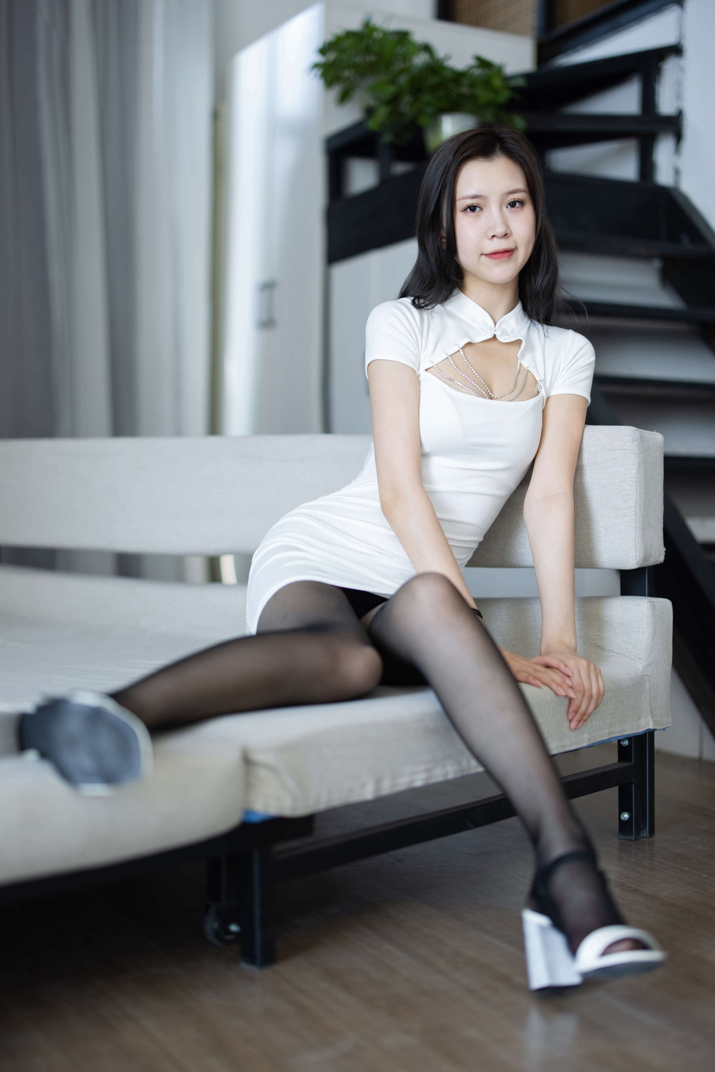 《姗姗黑丝足》作品图