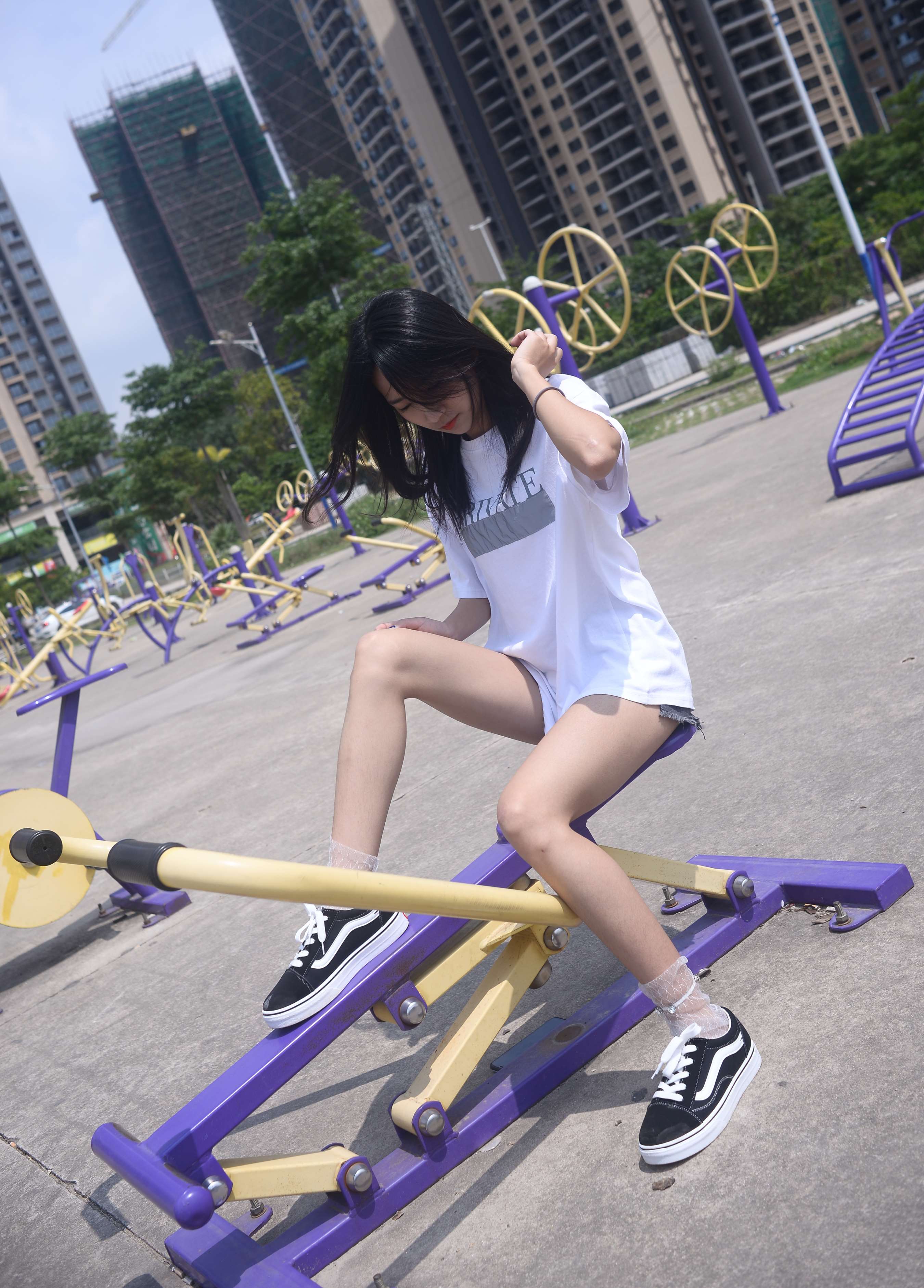 《绵绵少女 这个夏天,阳光很好》作品图