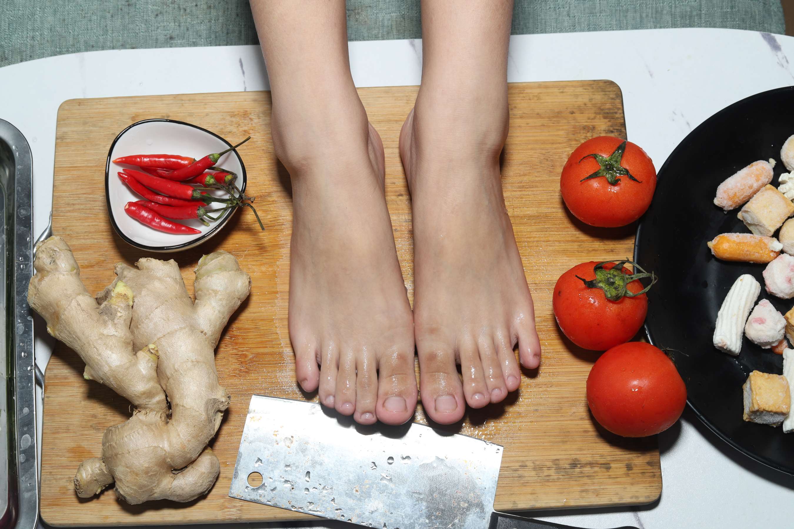 《玉环的食物美脚》作品图