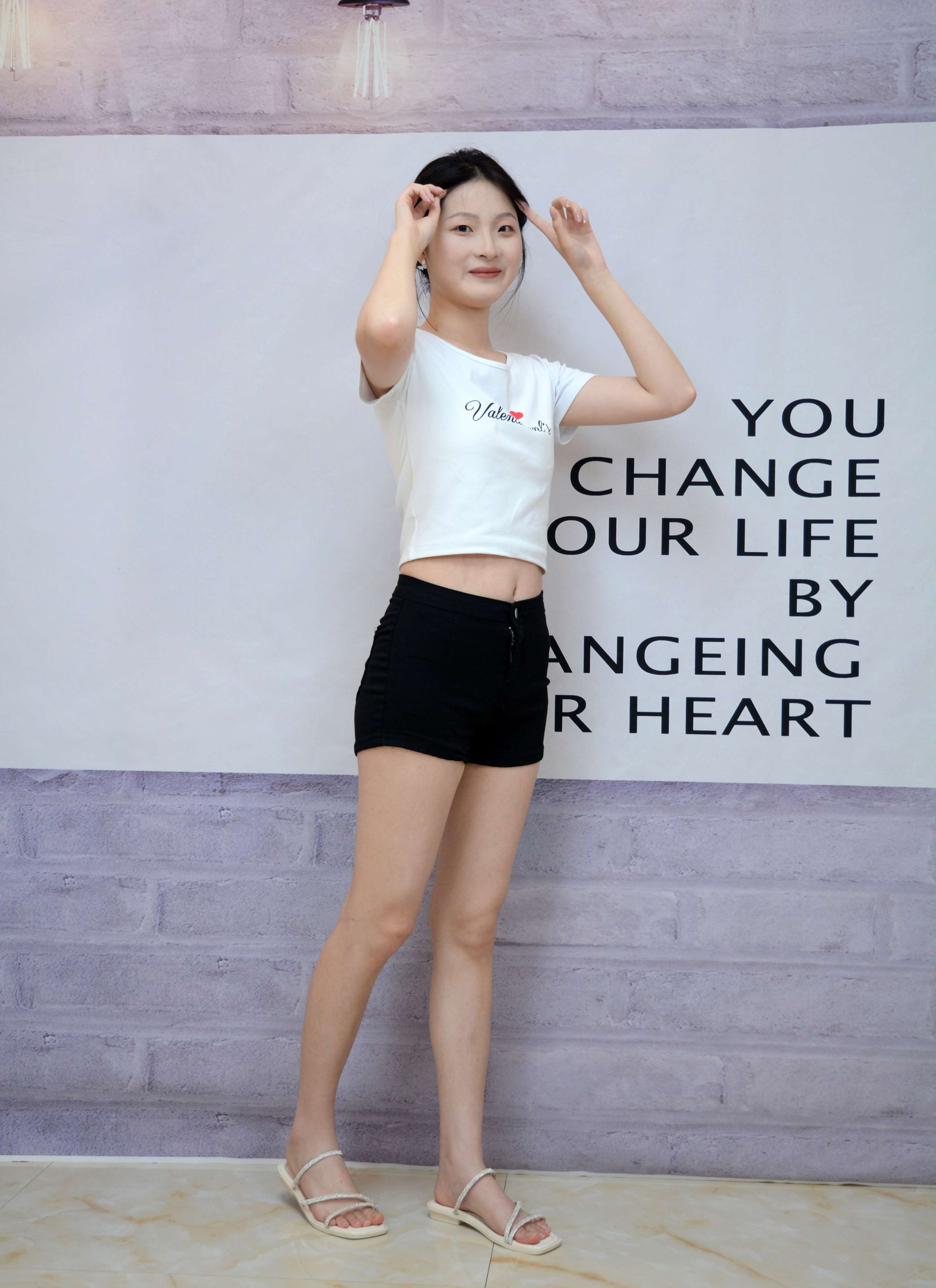 《安妮-日常生活》作品图