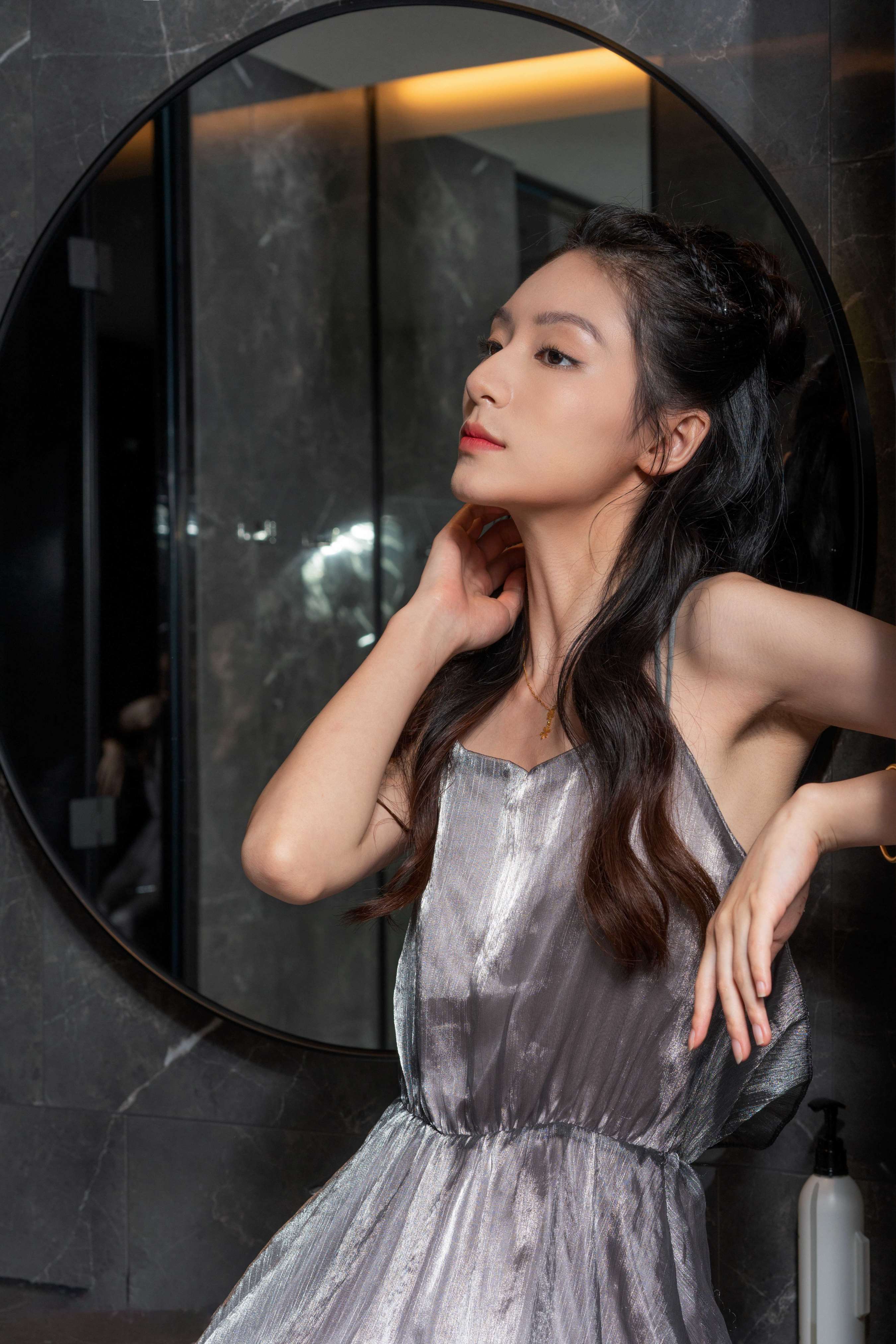 《宁西的嫩足》作品图