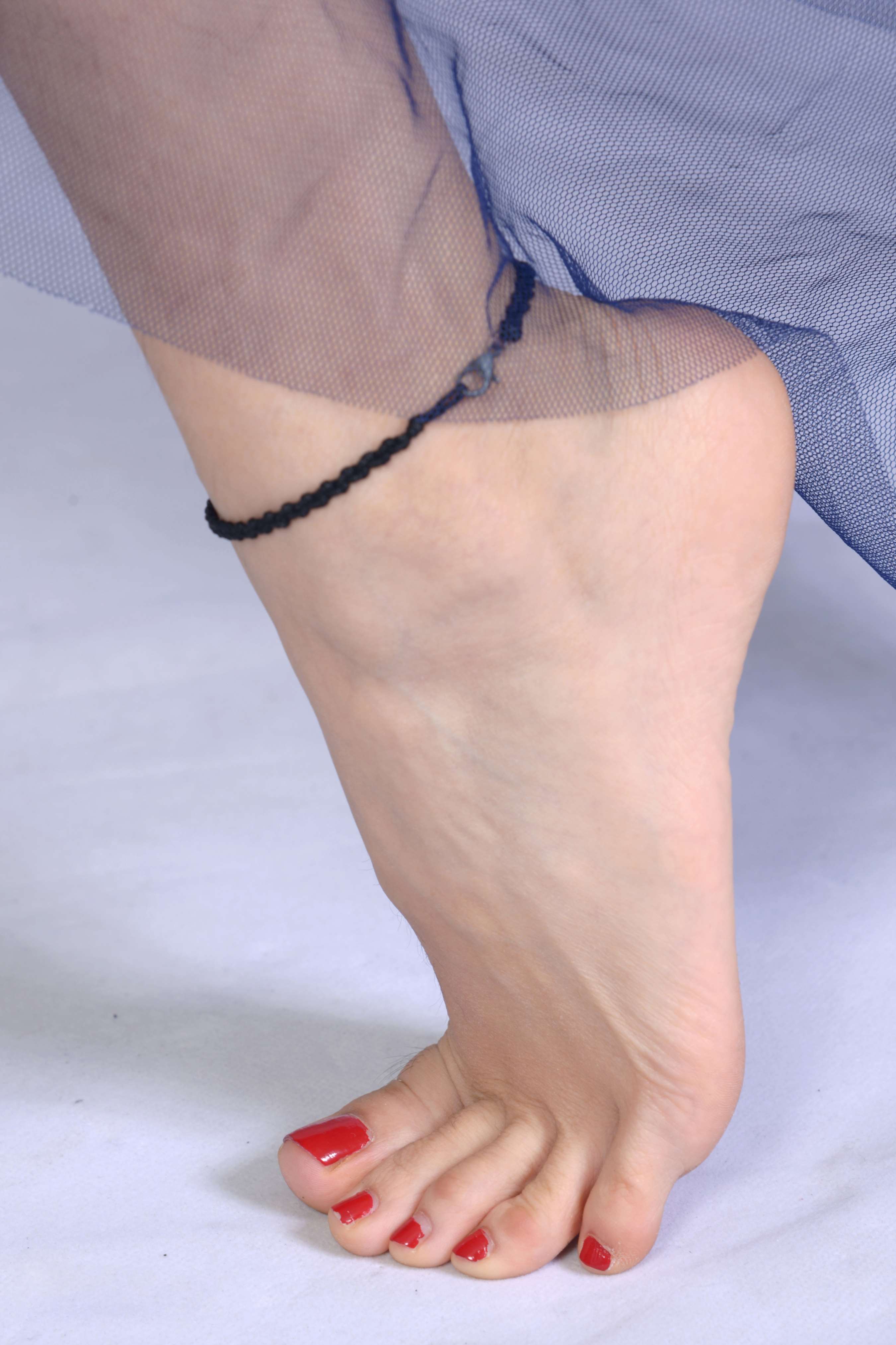 《莉莉的嫩足》作品图