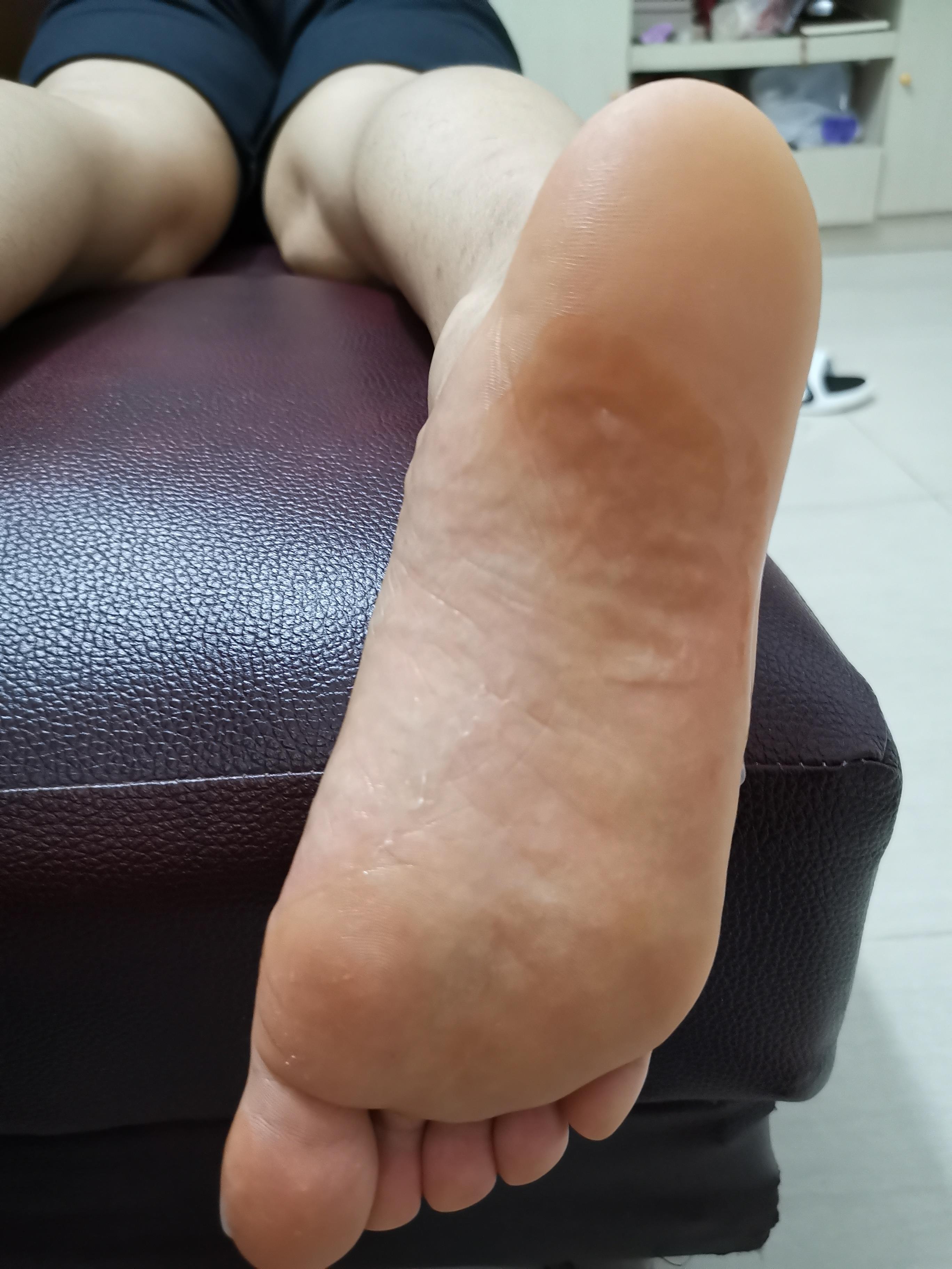 《毛毛鞋女孩+视频一个》作品图