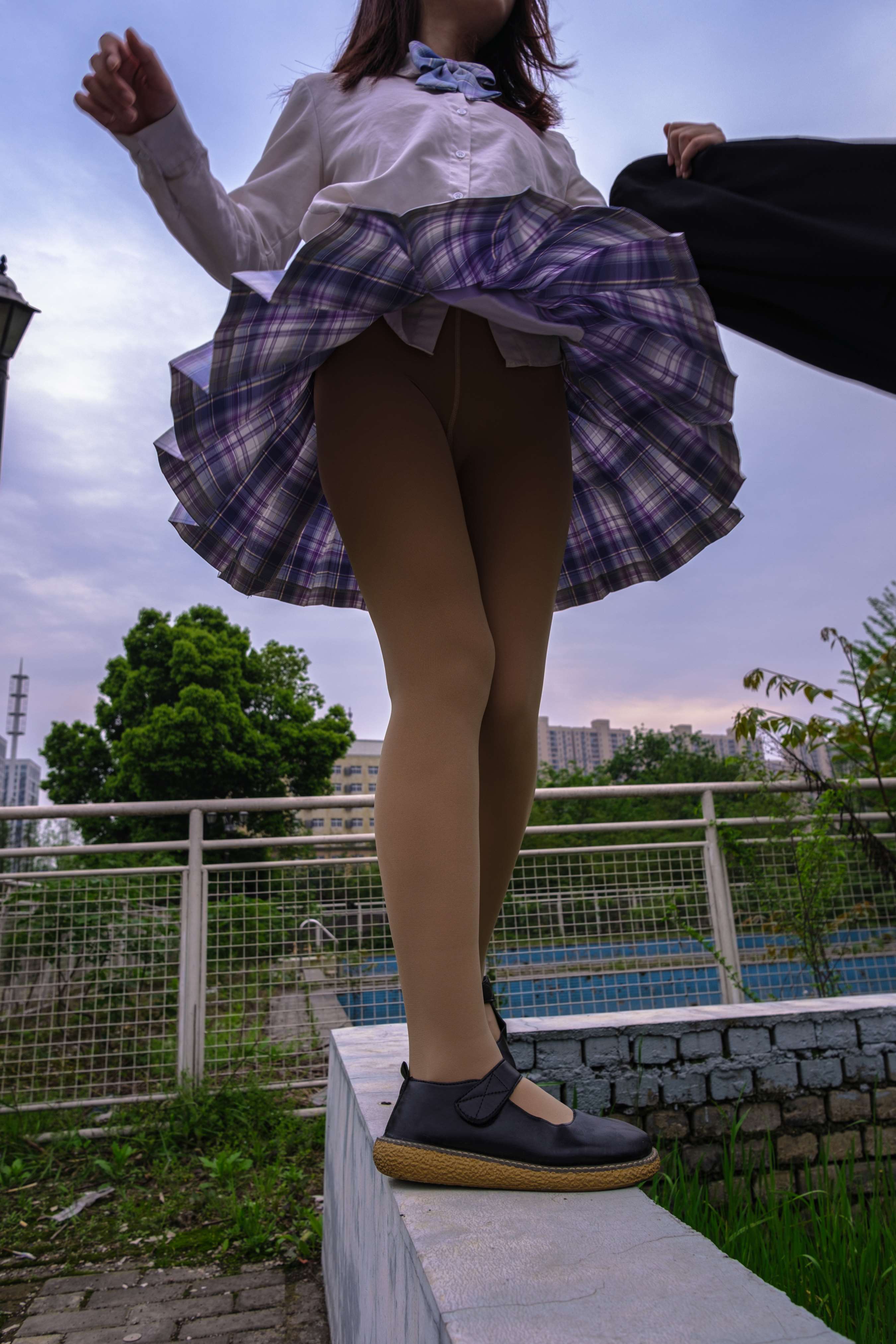 《日系JK制服の厚丝足》作品图