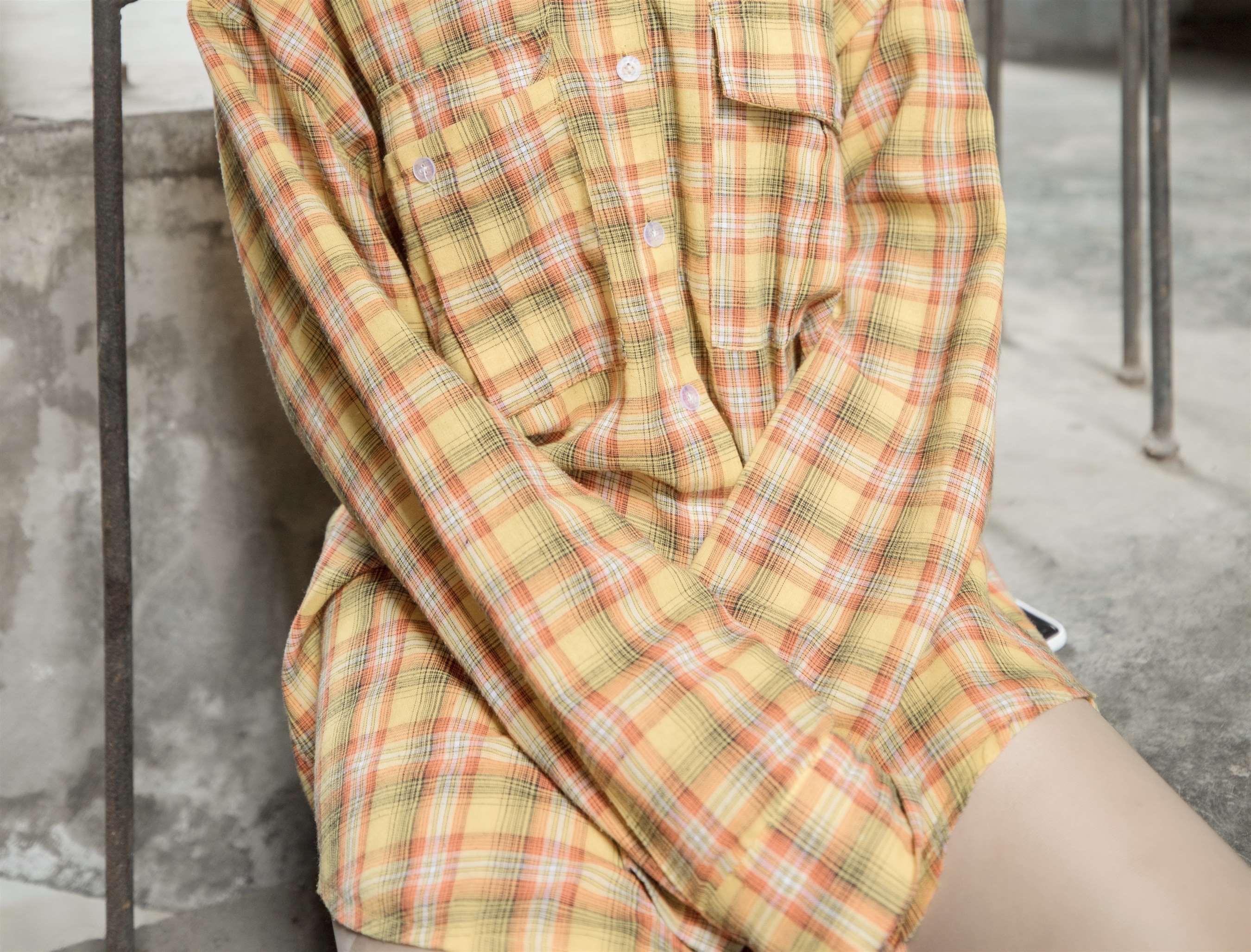 《黄色格子衬衣の丝足【套图+视频】》作品图