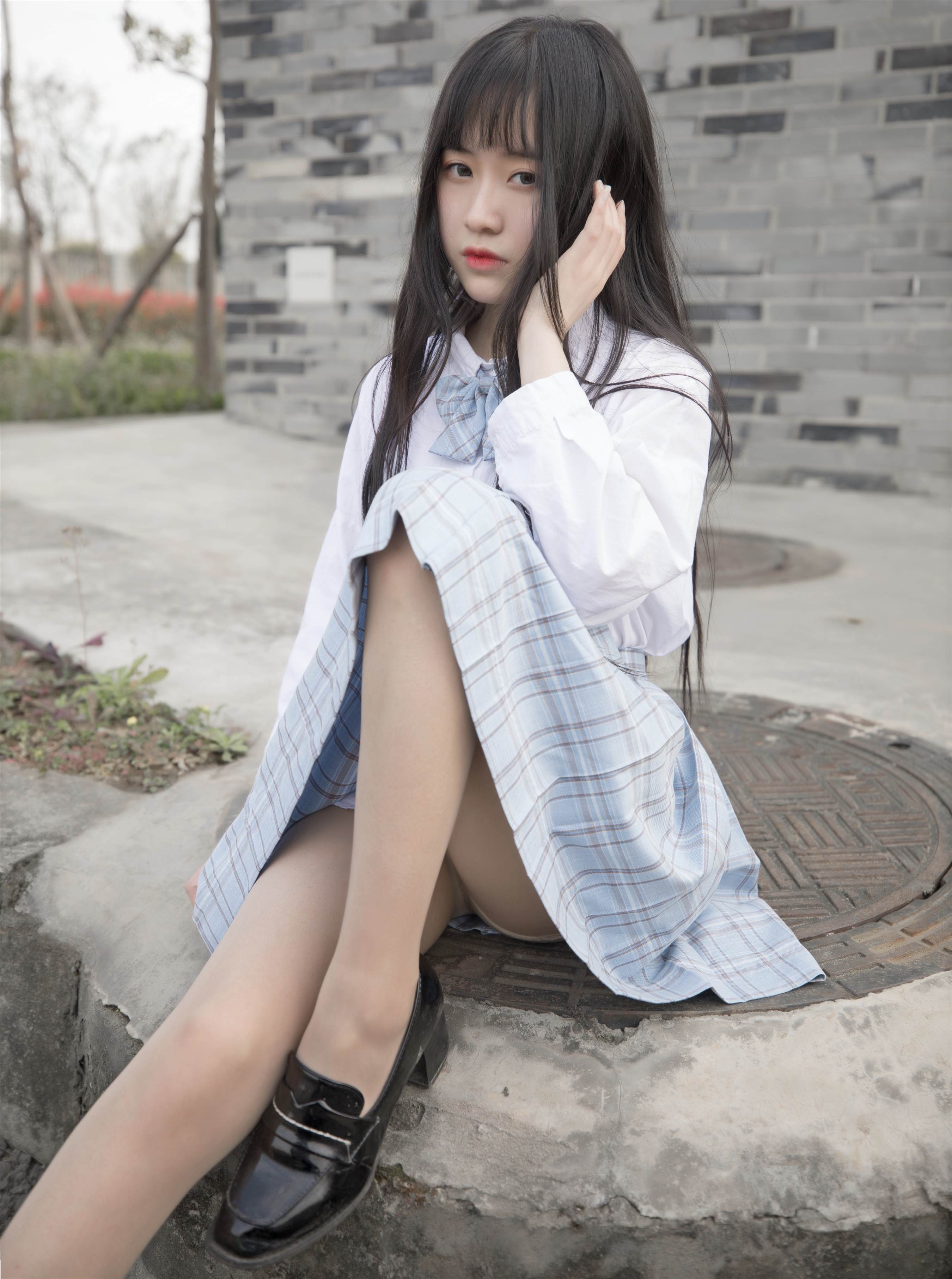 《JK制服の肉丝的*惑》作品图