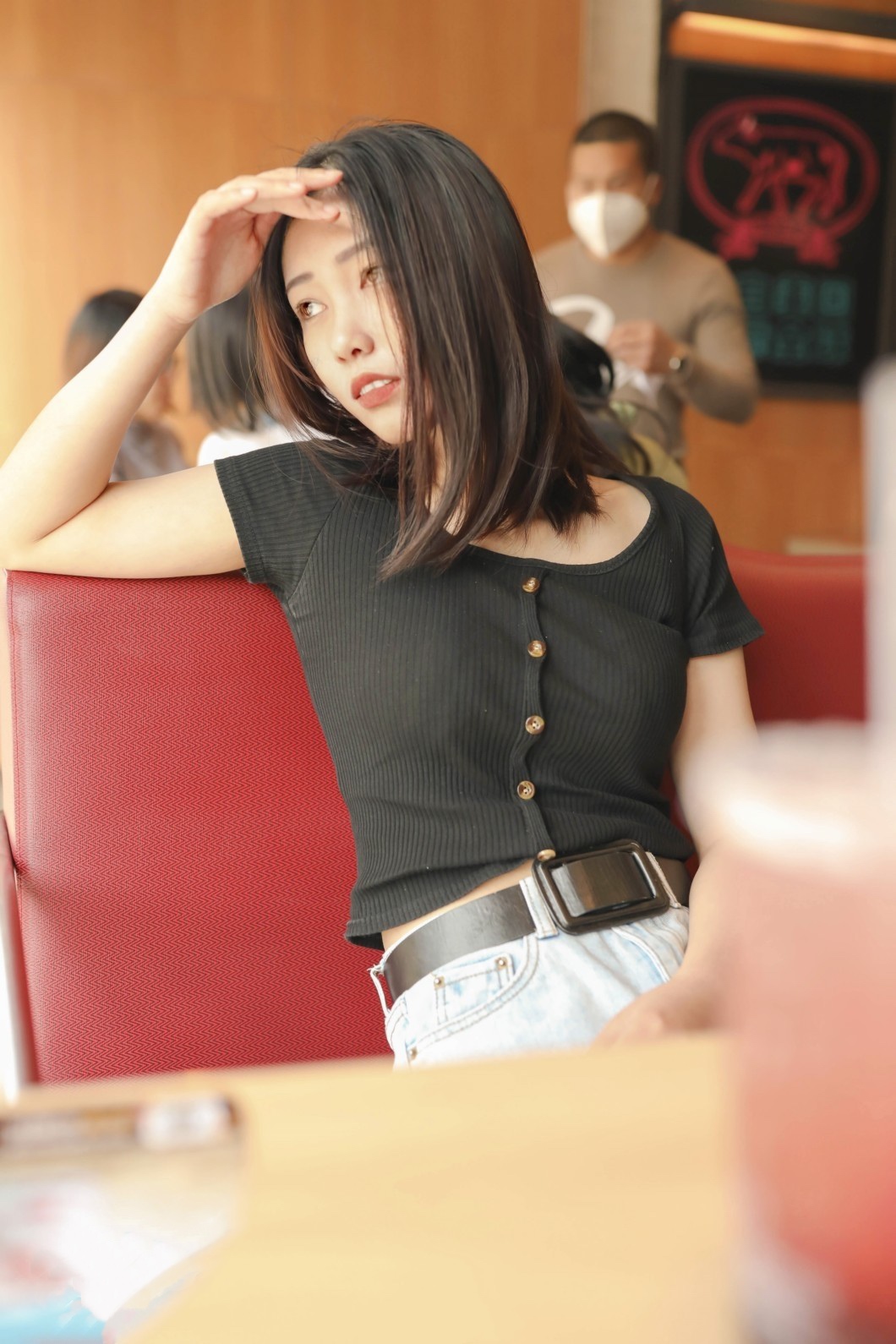 《泡泡的运动鞋の棉袜脚丫》作品图