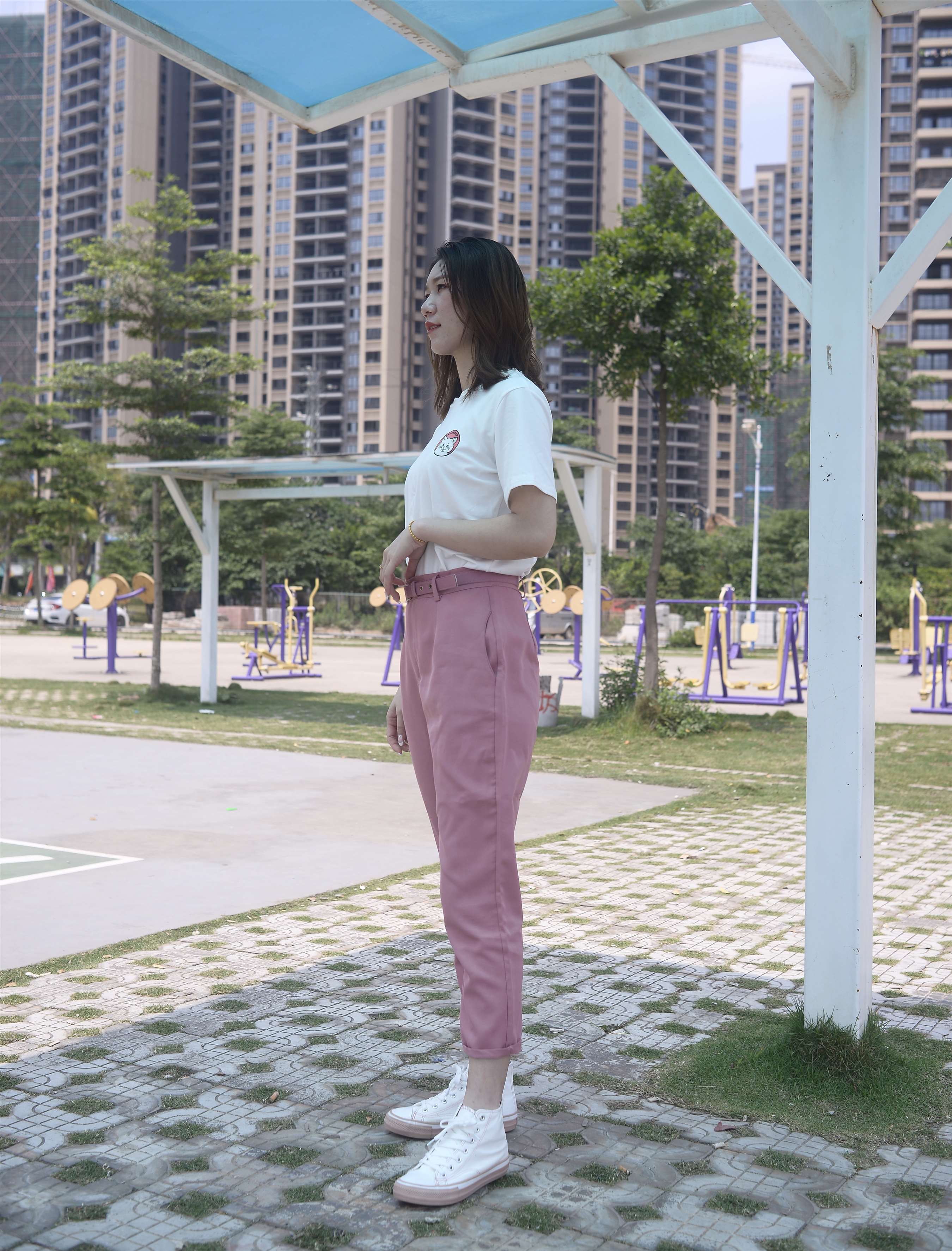 《同小区少女【套图+视频1个】》作品图