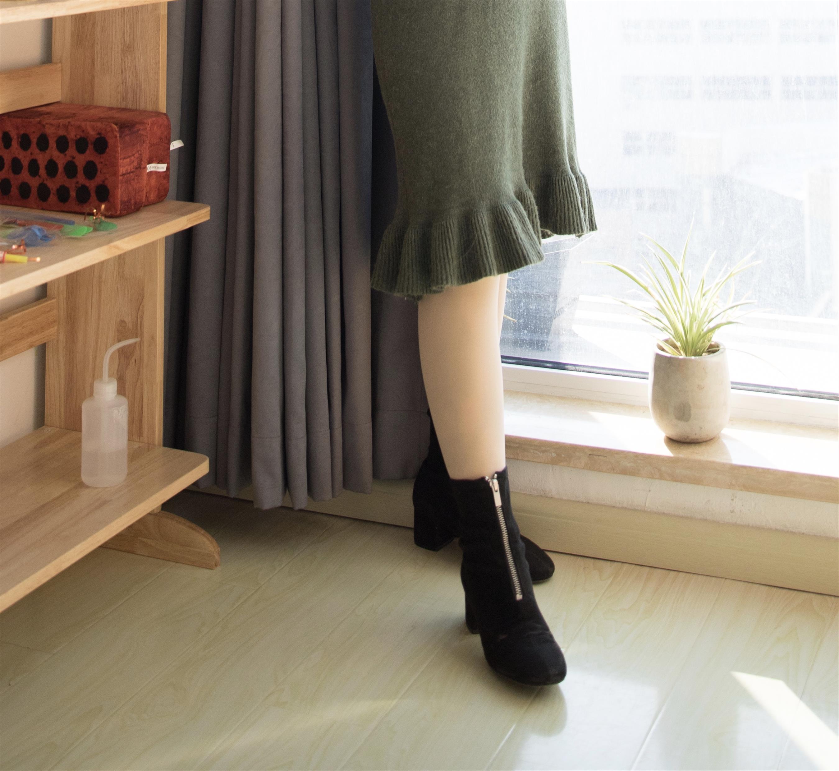 《肉肉的少女棉袜脚+视频2个》作品图