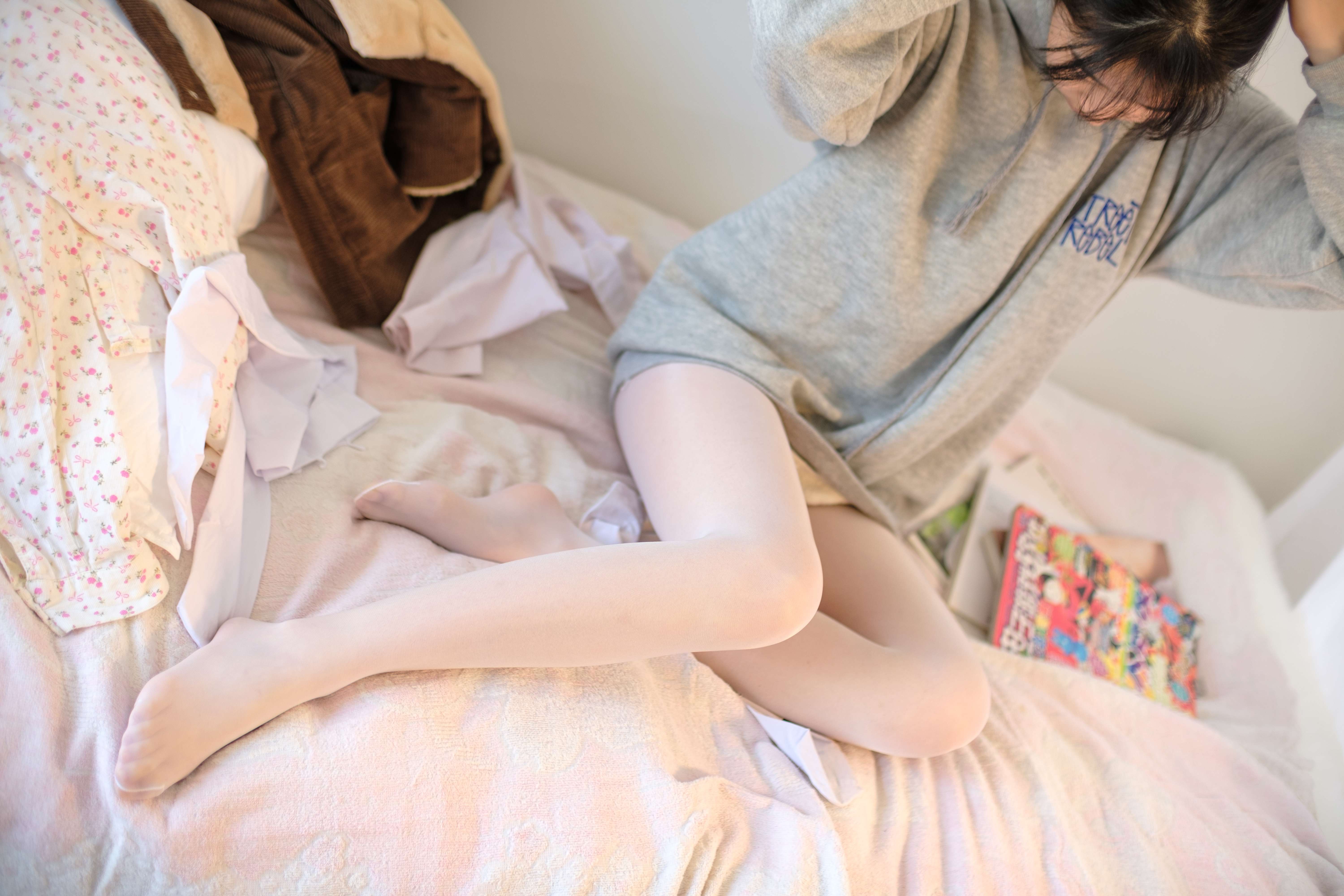 《泡面少女+视频1个》作品图