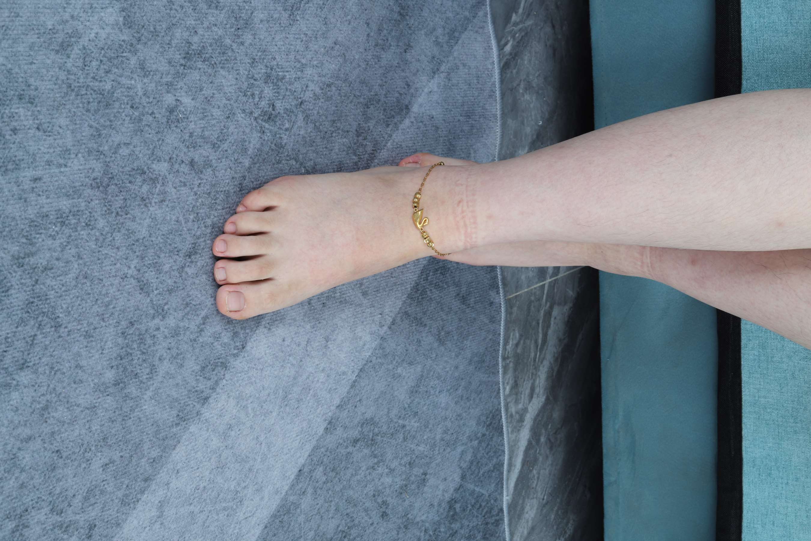 《妹妹晴晴的嫩足》作品图