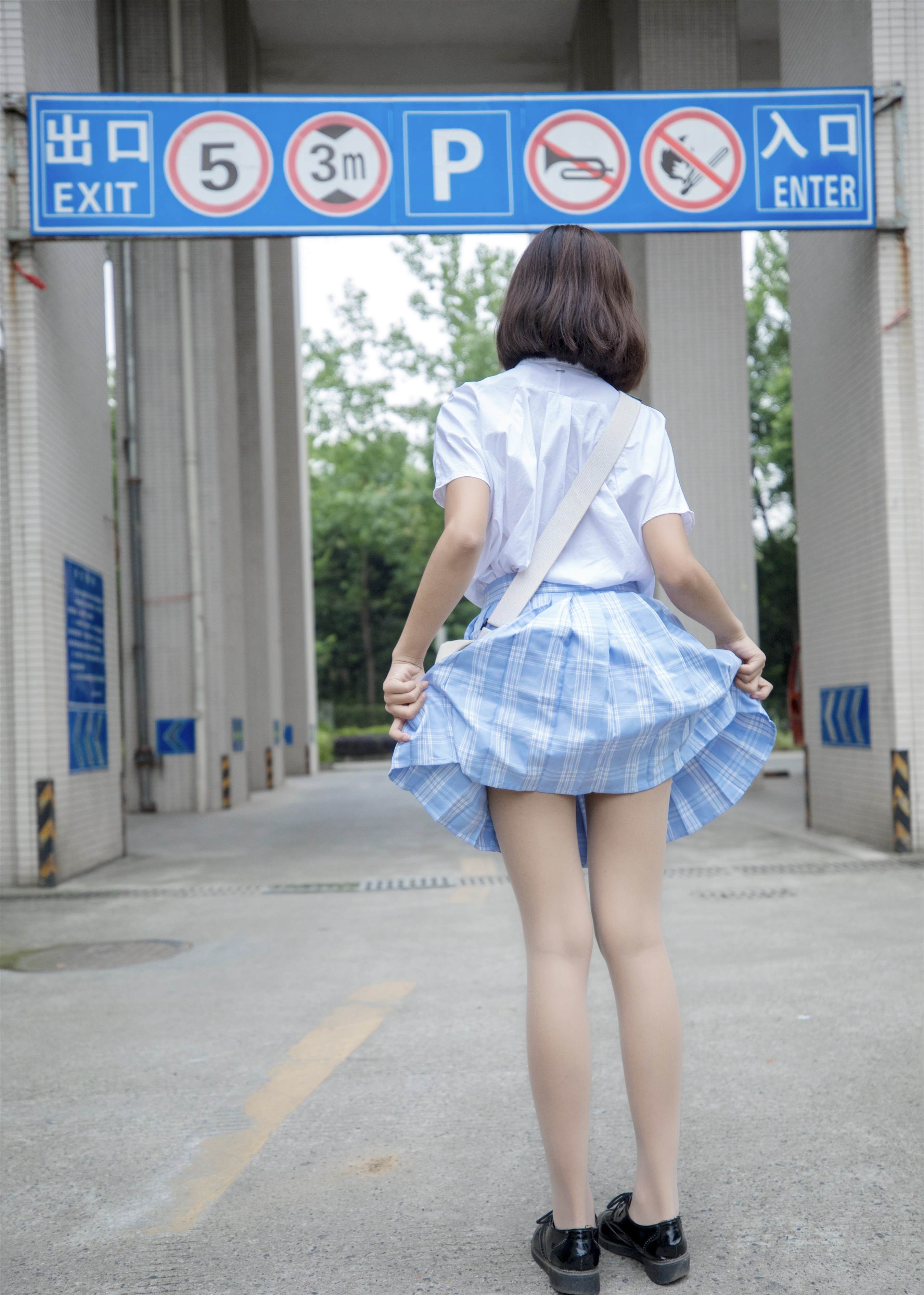 《小女神》作品图