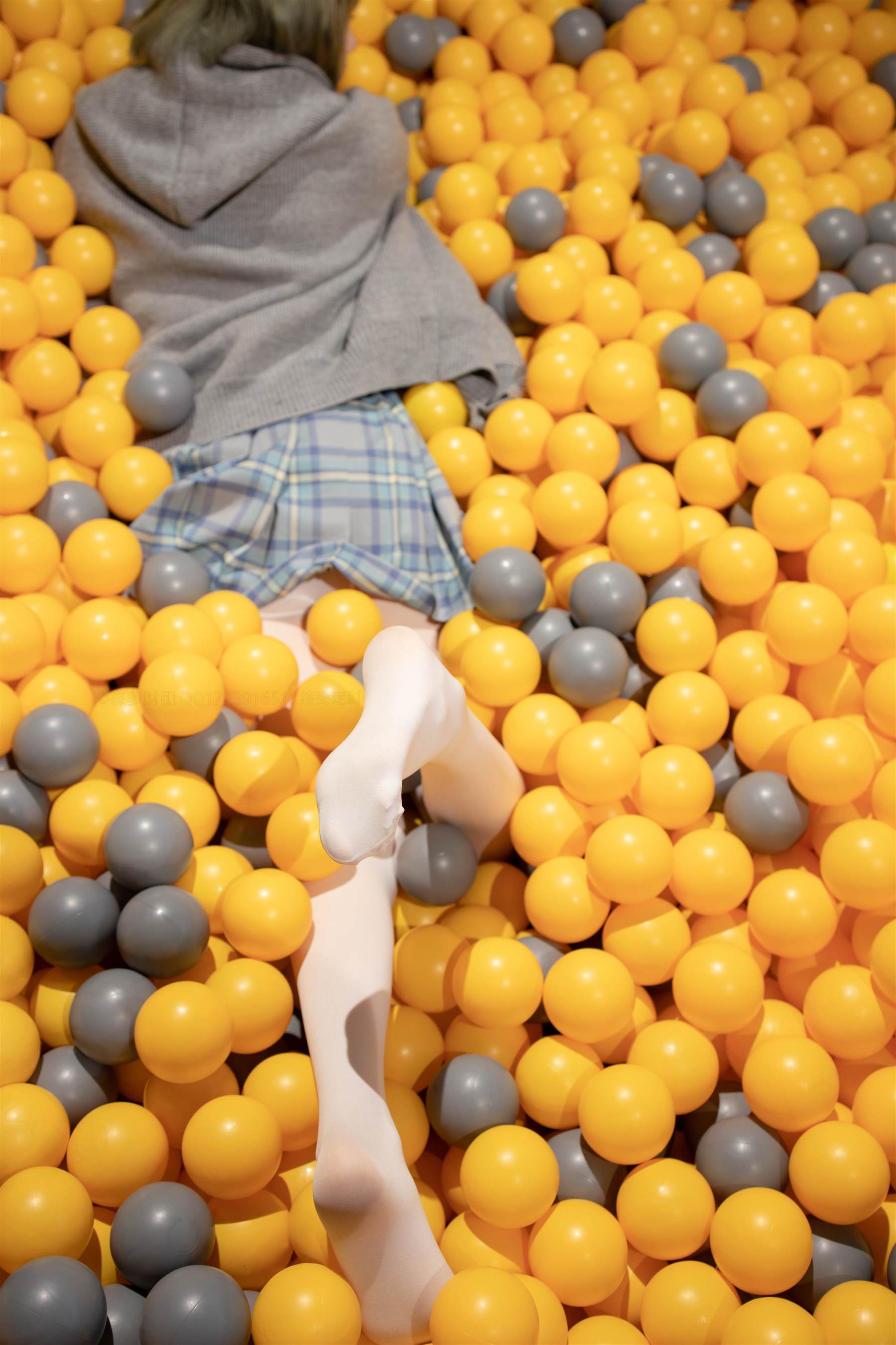 《海洋球少女+视频1个》作品图