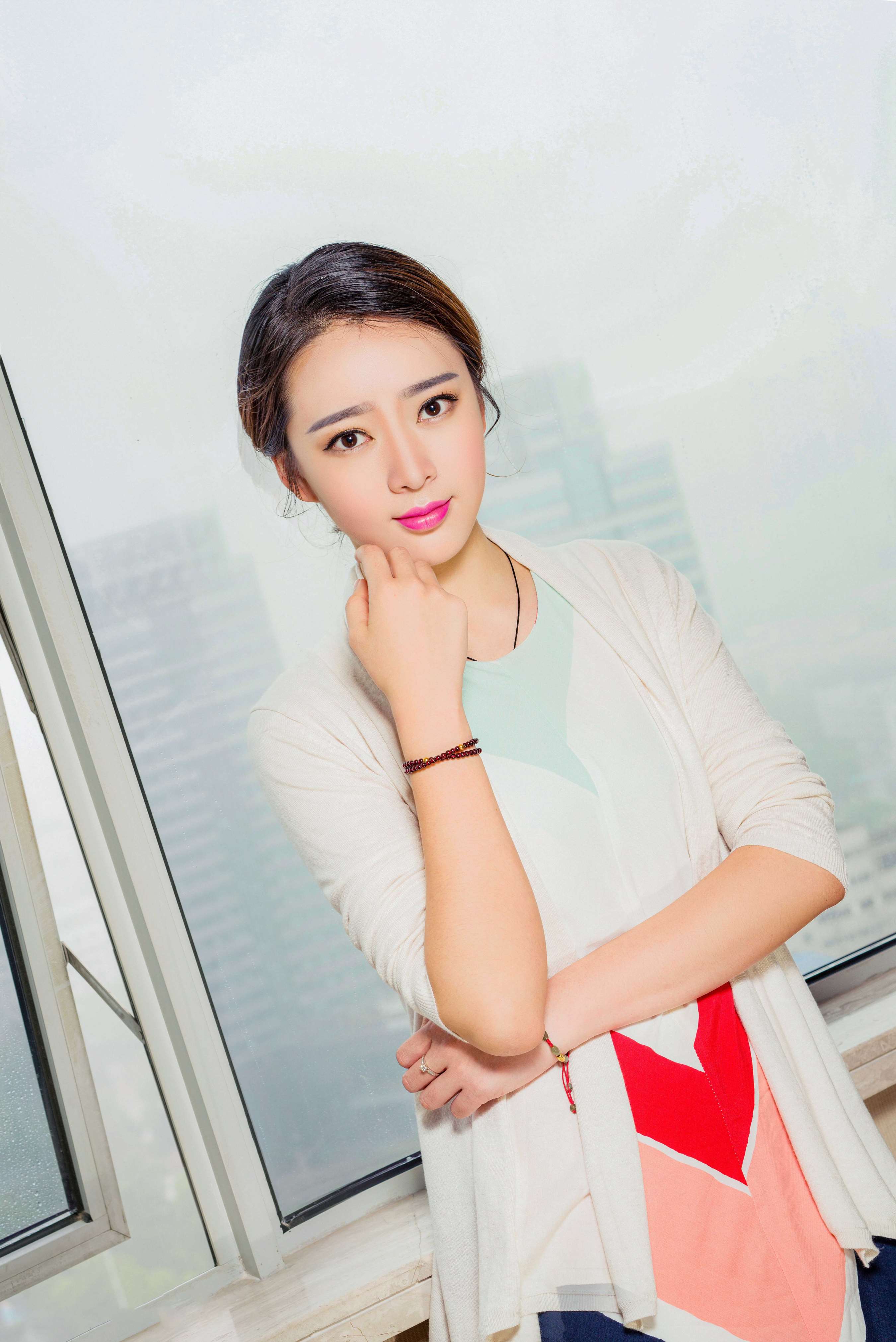 《马珊38码嫩足》作品图