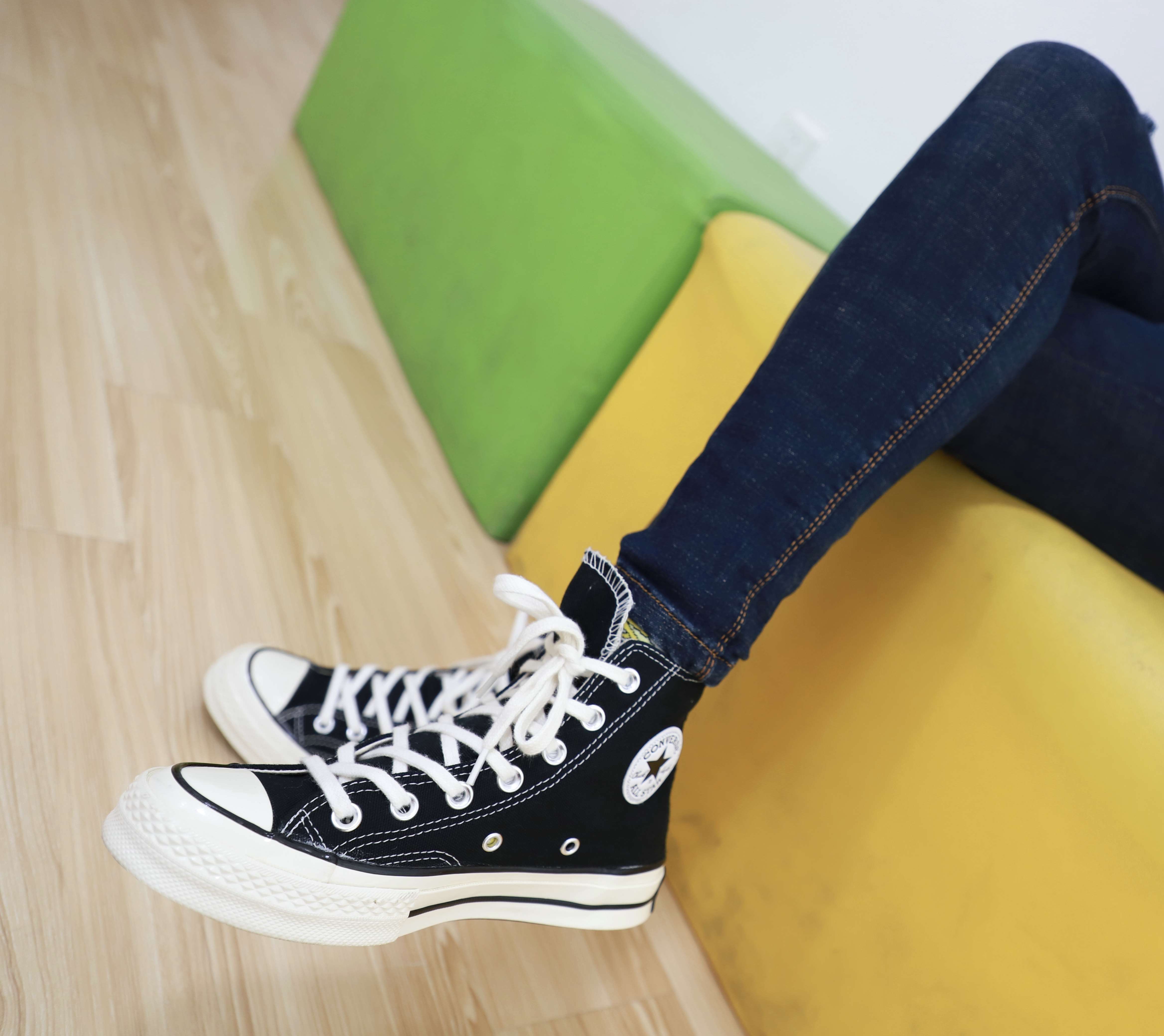 《脚丫踩奶油面包【套图+视频1个】》作品图