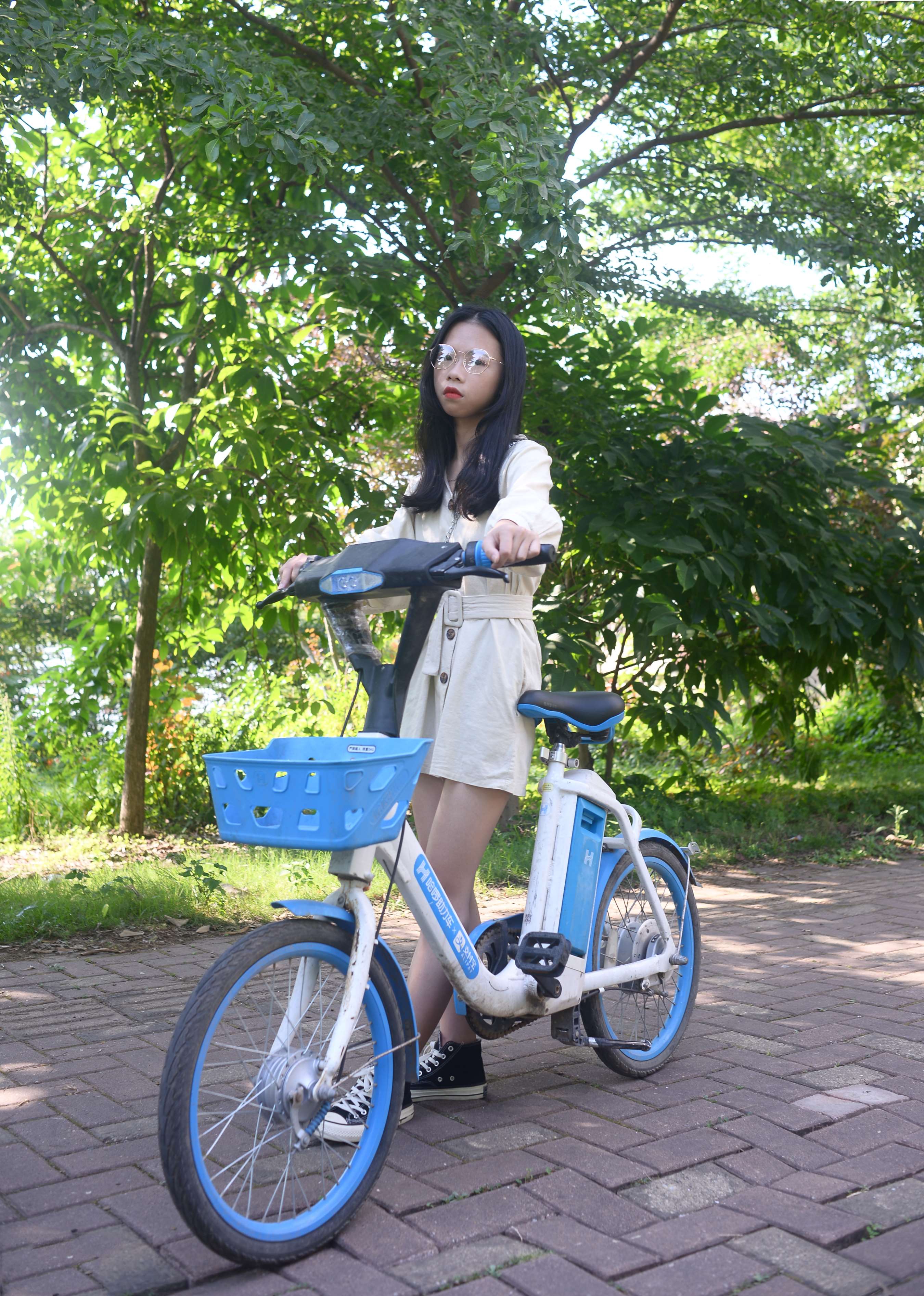 《小花师妹–时光如初见》作品图