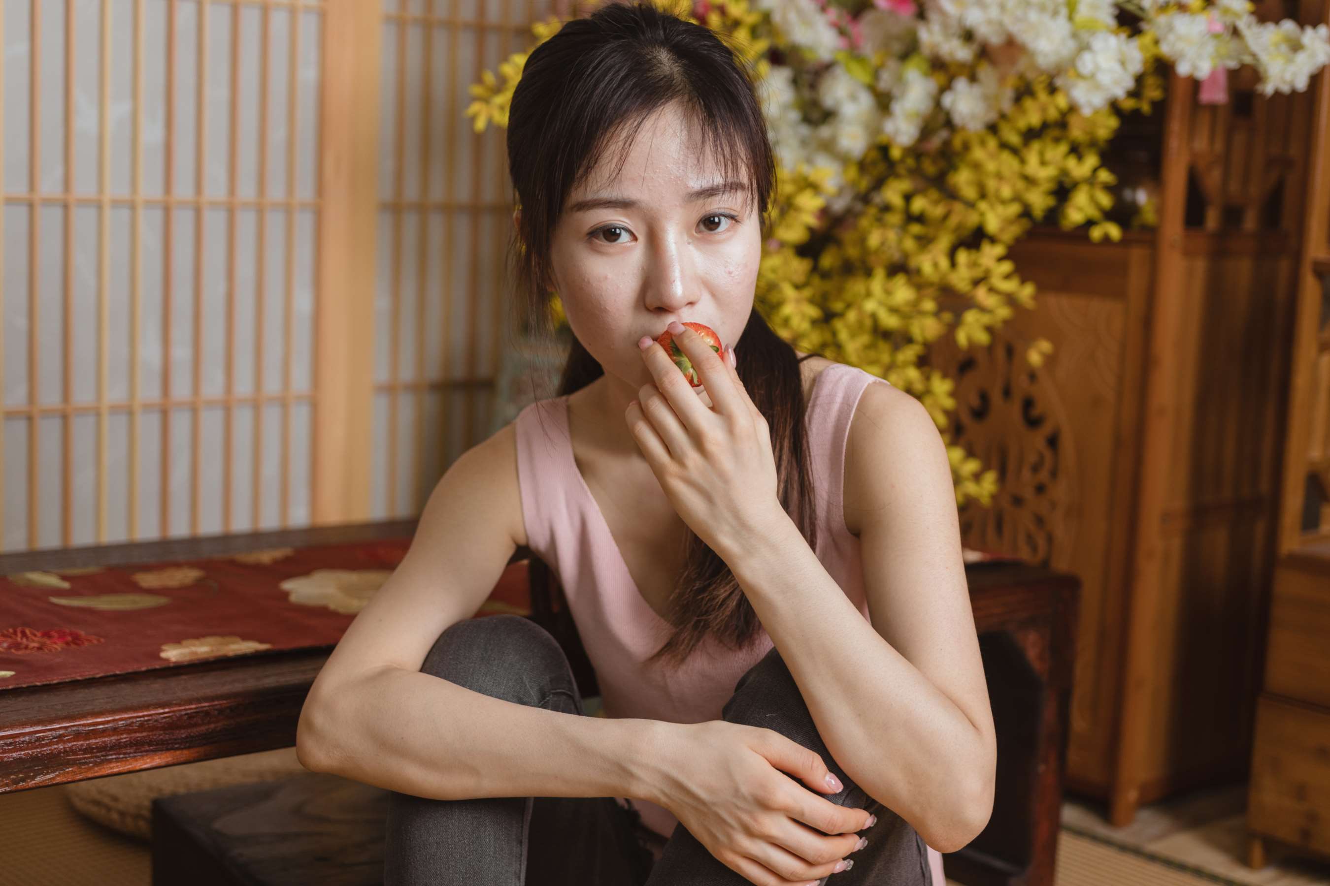 《苏苏 牛仔の嫩足》作品图