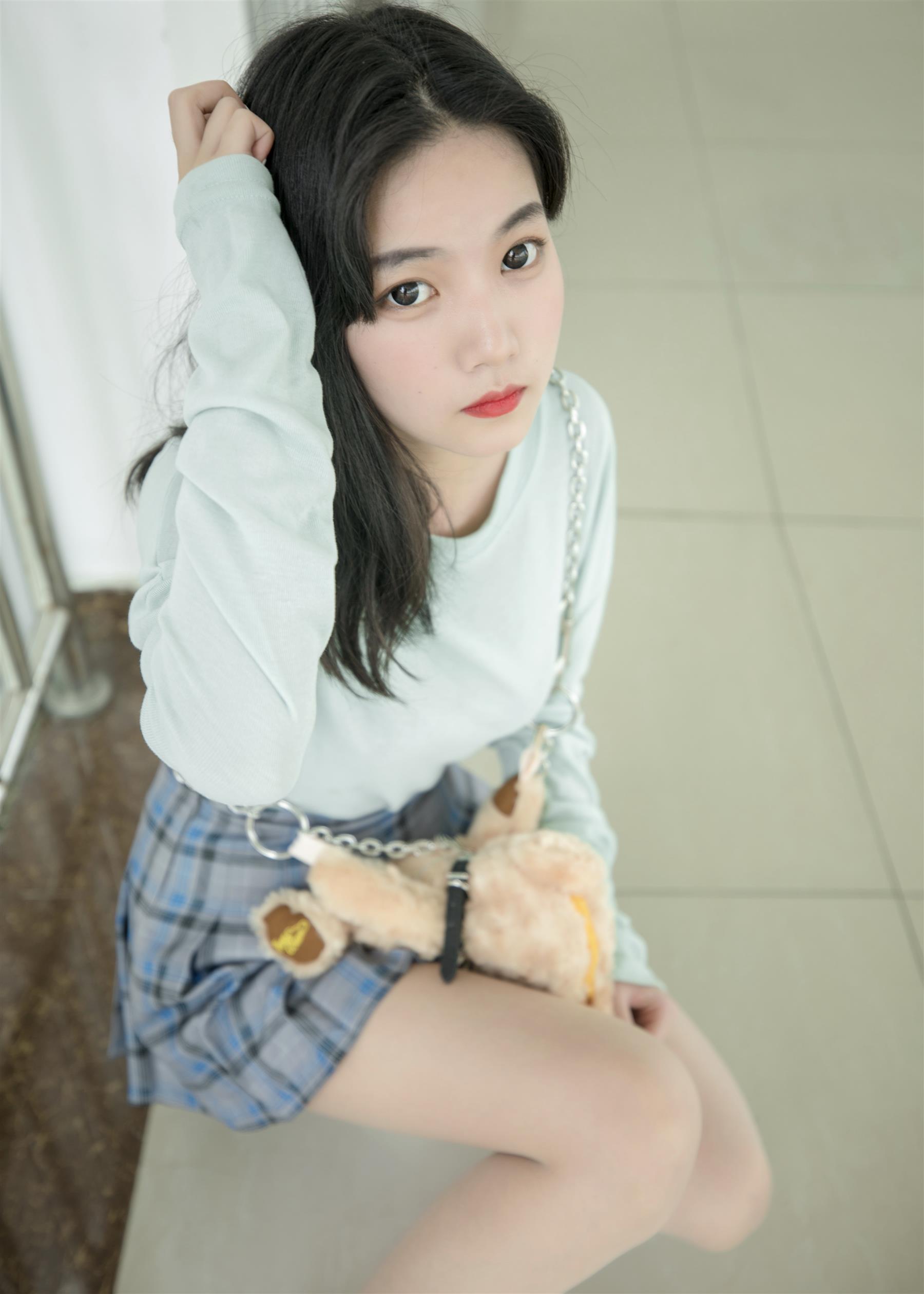 《运动鞋の肉丝脚丫》作品图