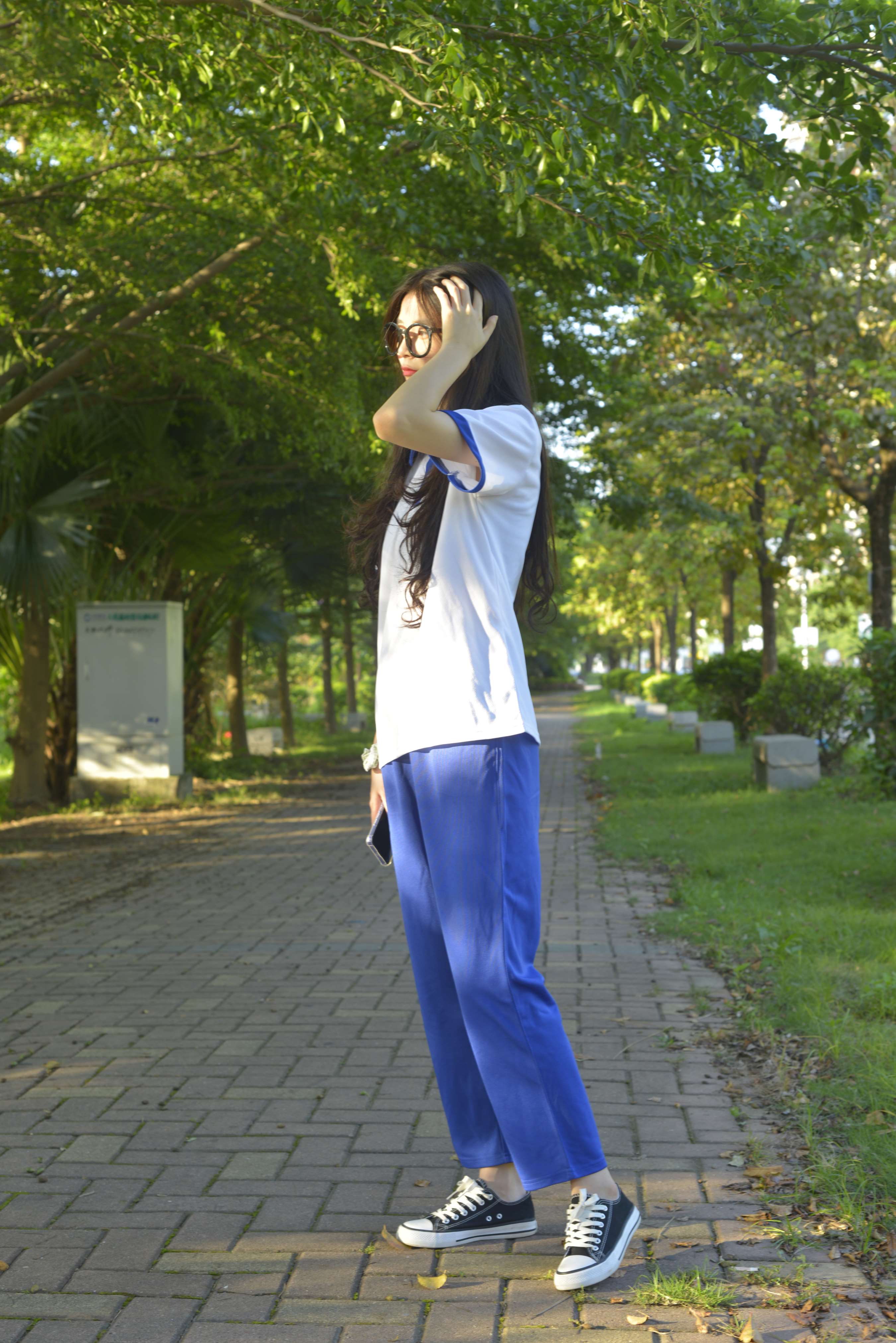 《我和小师妹的秘密约会》作品图