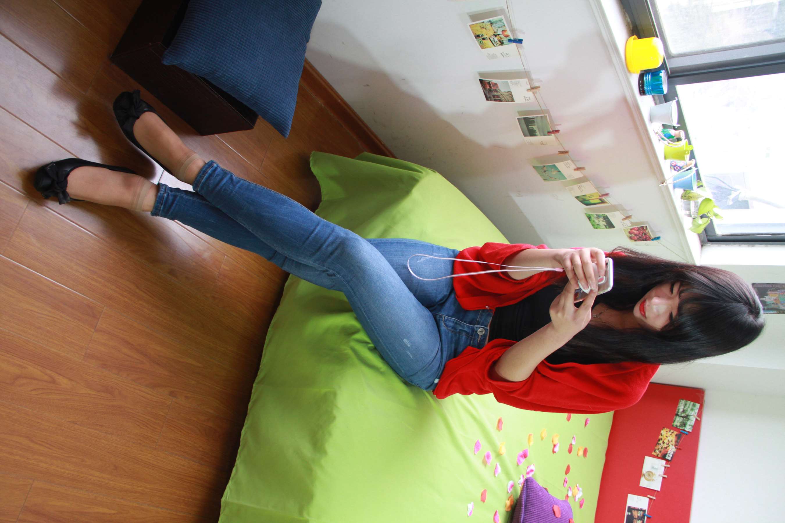 《少女牛仔の短肉丝足》作品图