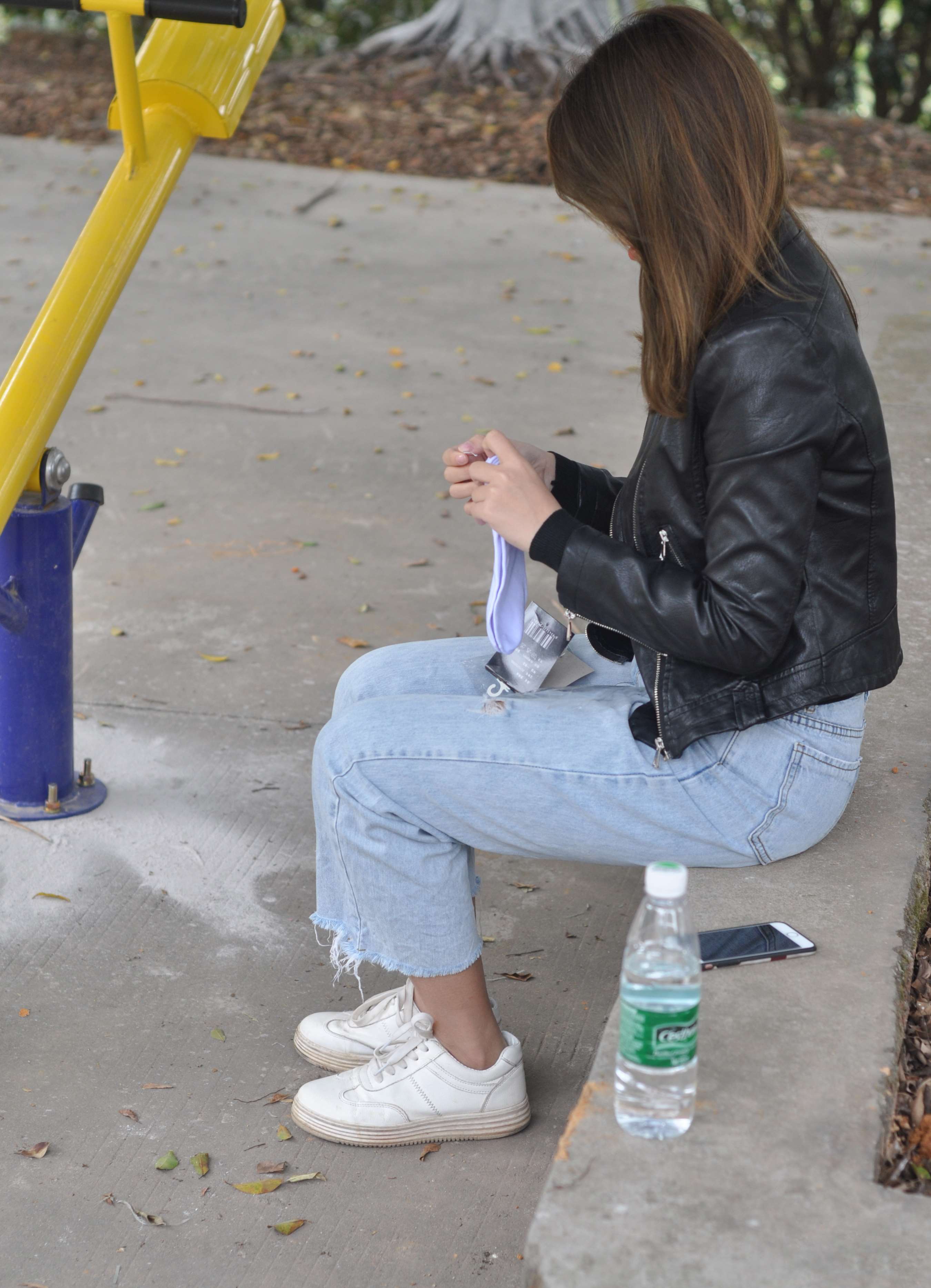 《许秋 青山绿水间》作品图