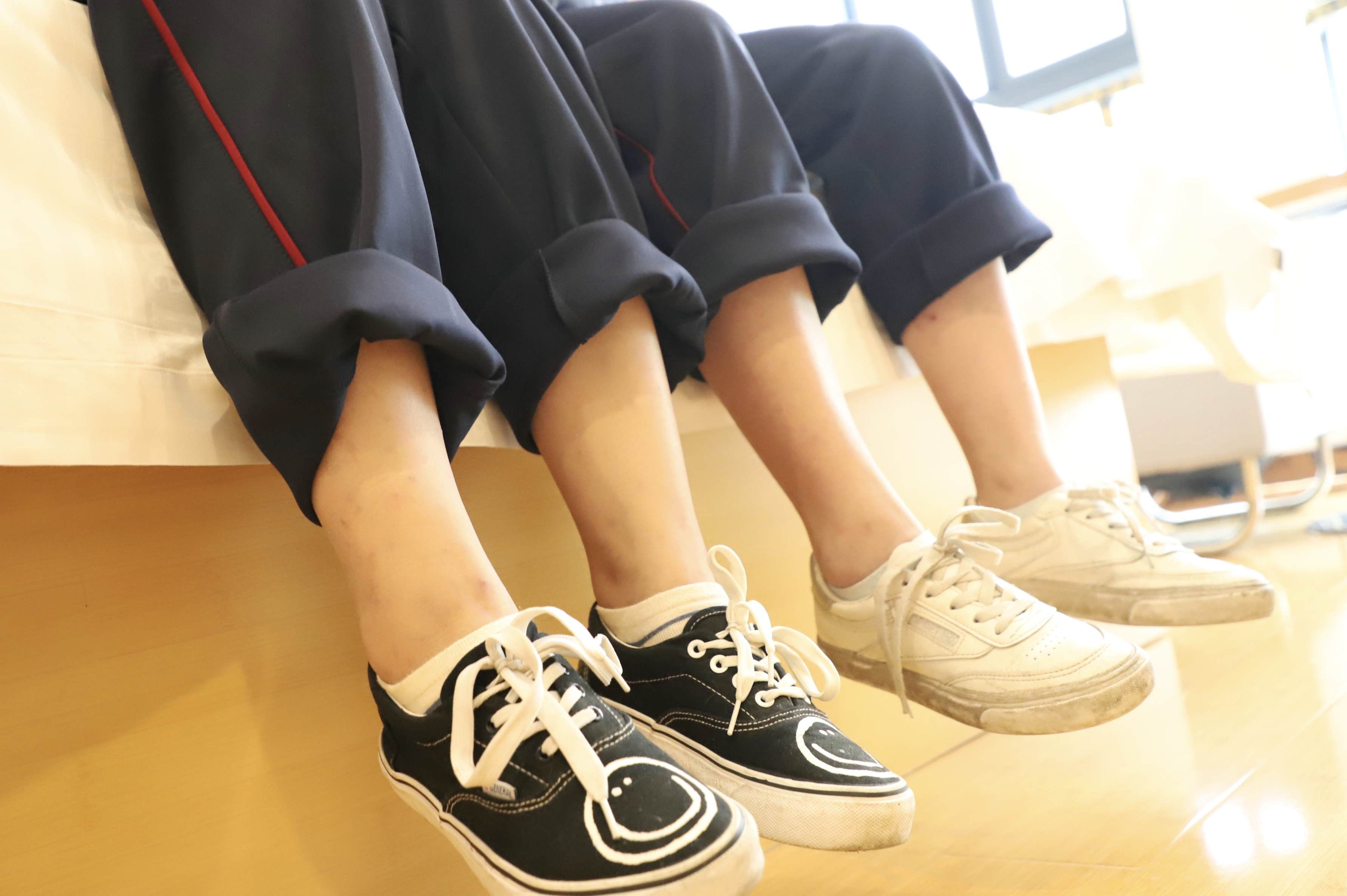 《校服棉袜互jio》作品图