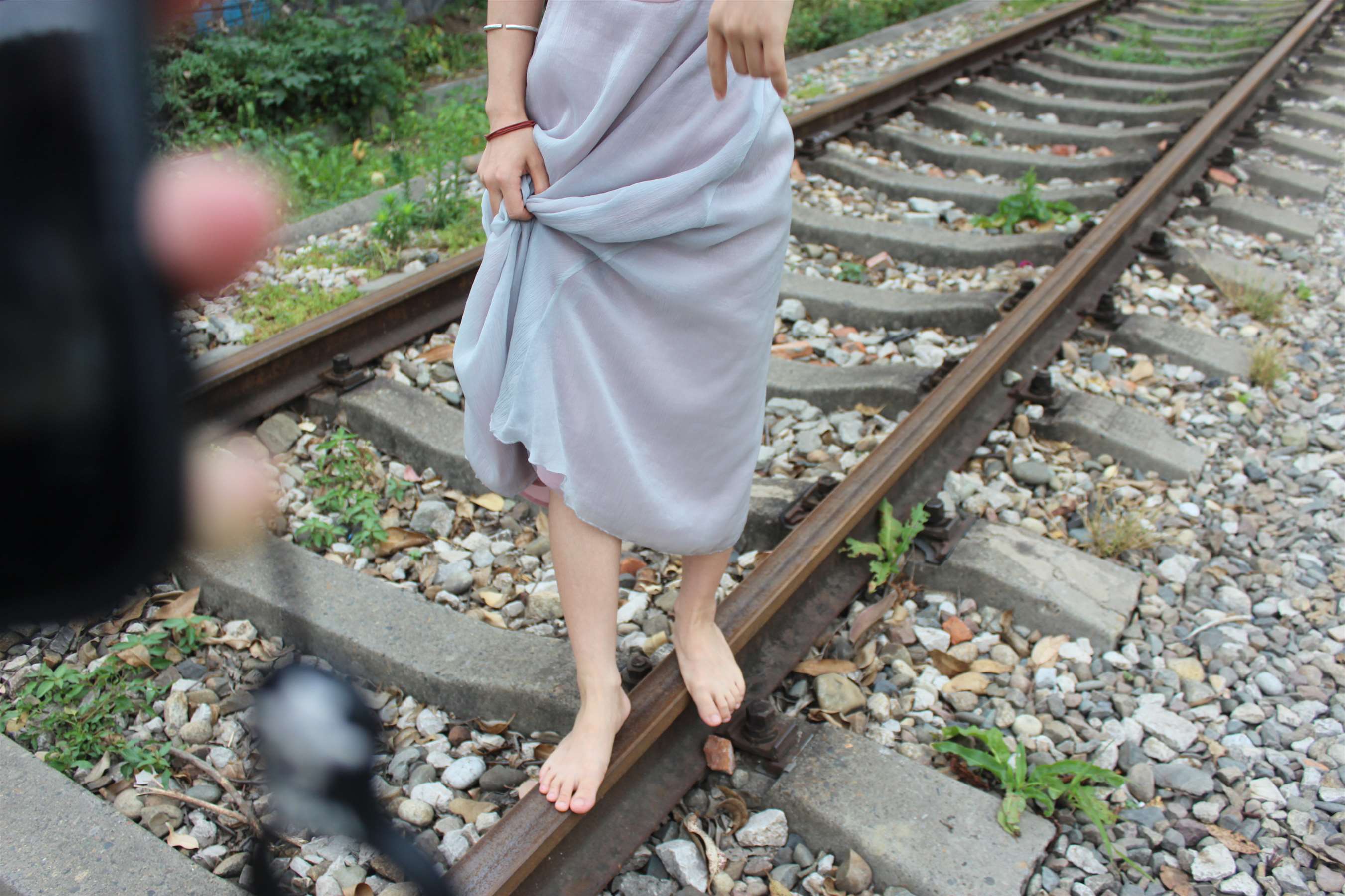 《巧子赤脚【套图+视频3个】》作品图